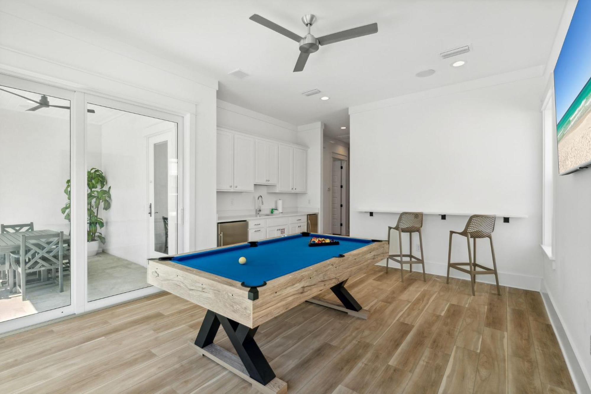 Endless Summer Estate With Golf Cart And Game Destin