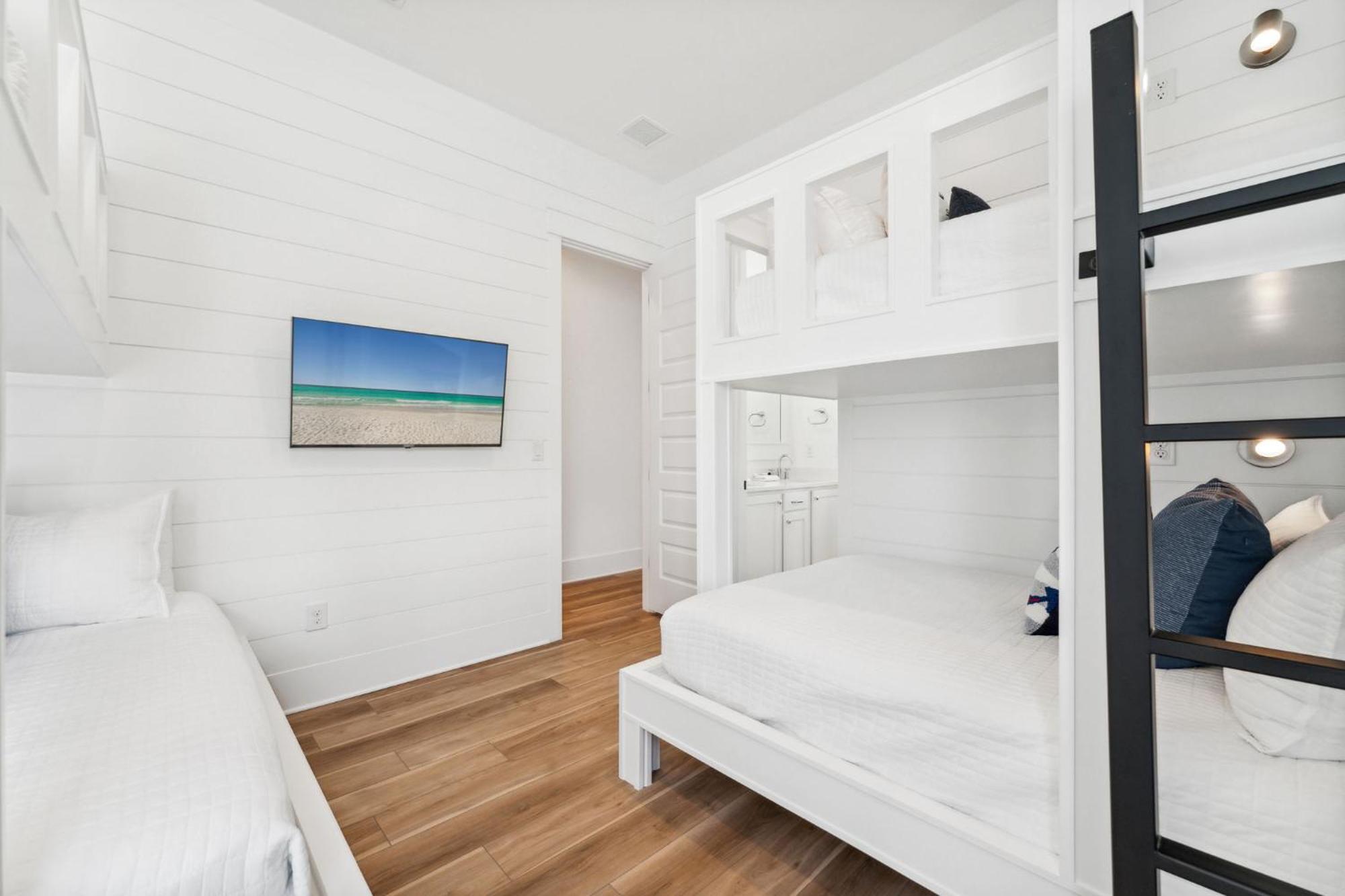 Endless Summer Estate With Golf Cart And Game Destin