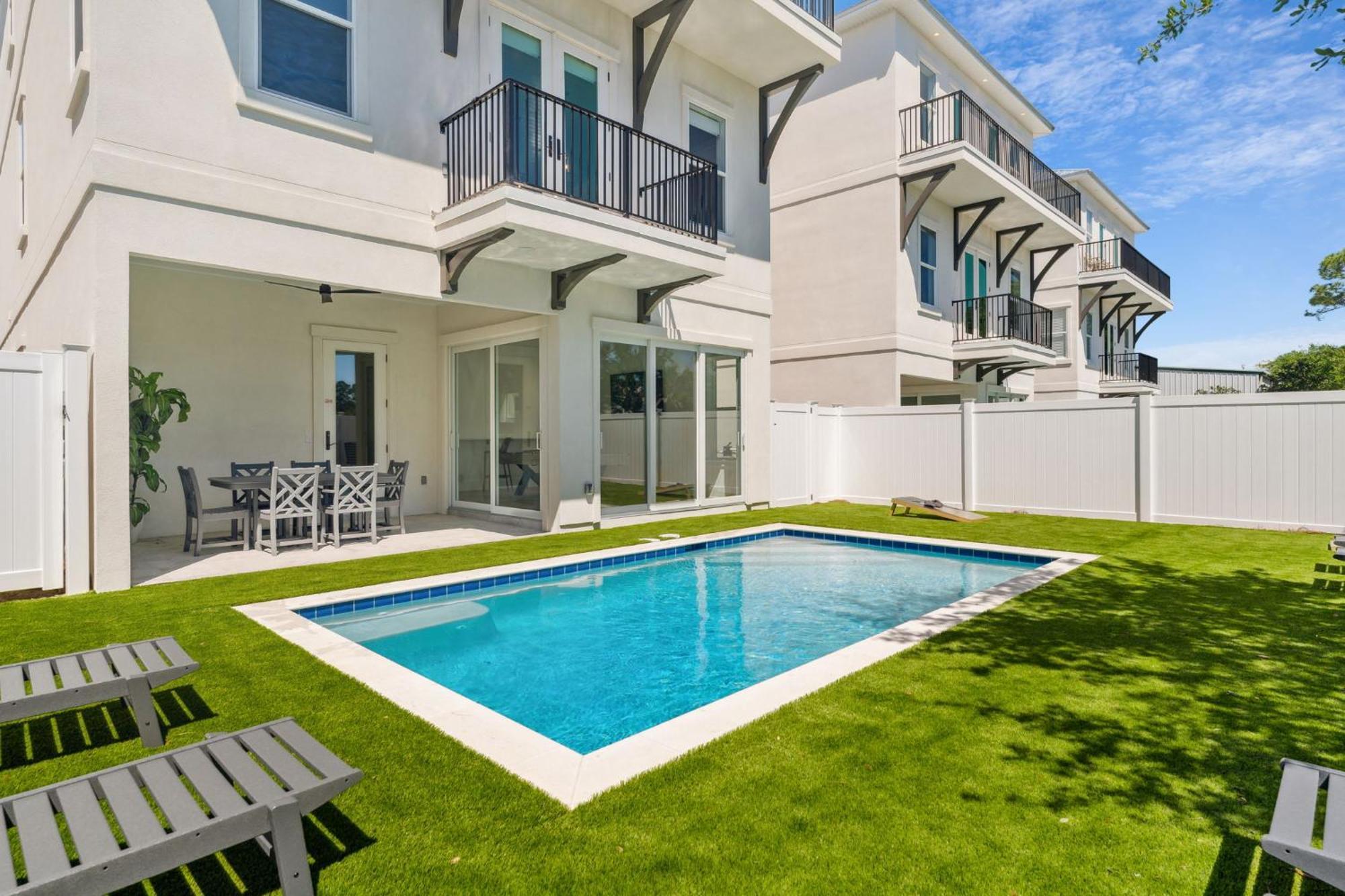 Holiday home Endless Summer Estate With Golf Cart And Game *