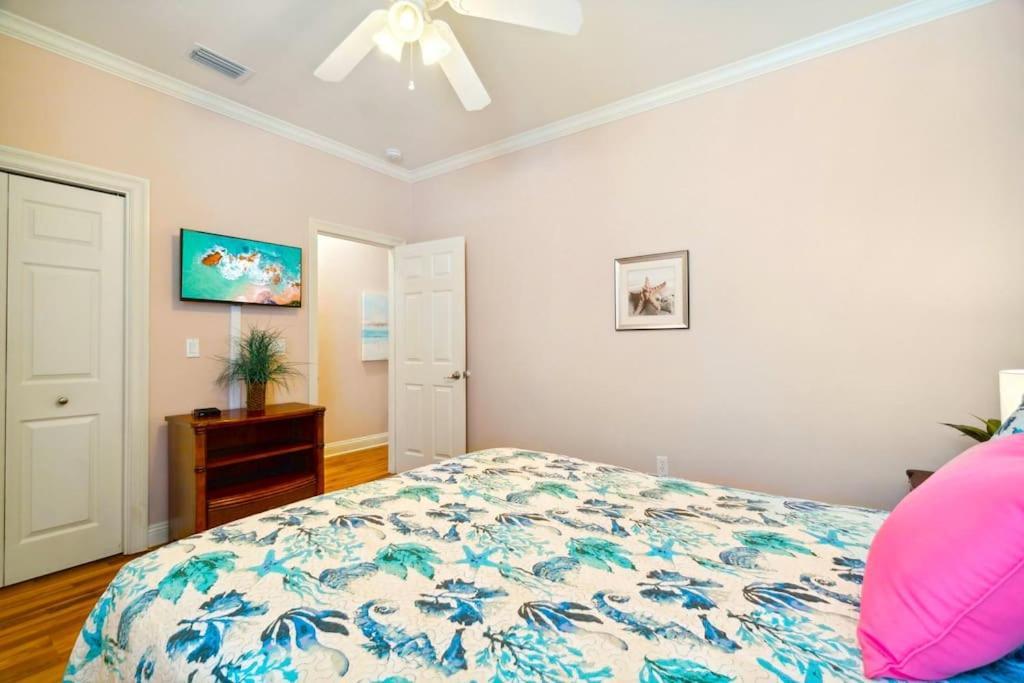 Holiday home Seas The Dream At The Villages Of Crystal Destin