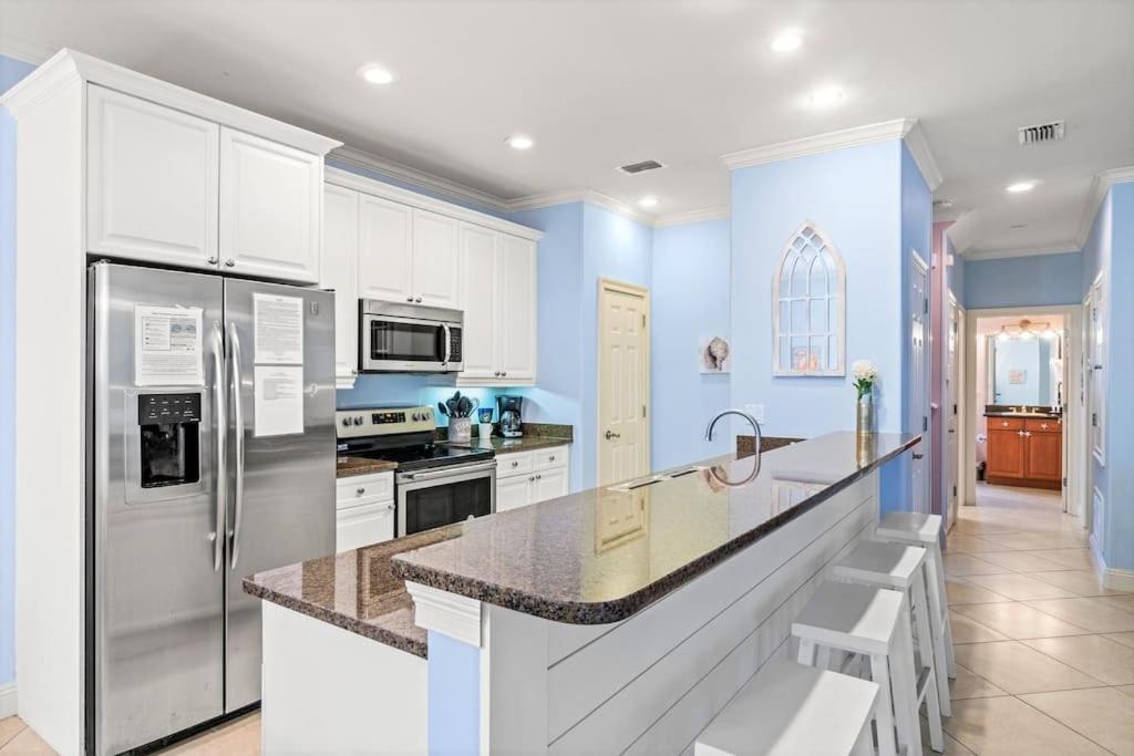 Seas The Dream At The Villages Of Crystal Destin