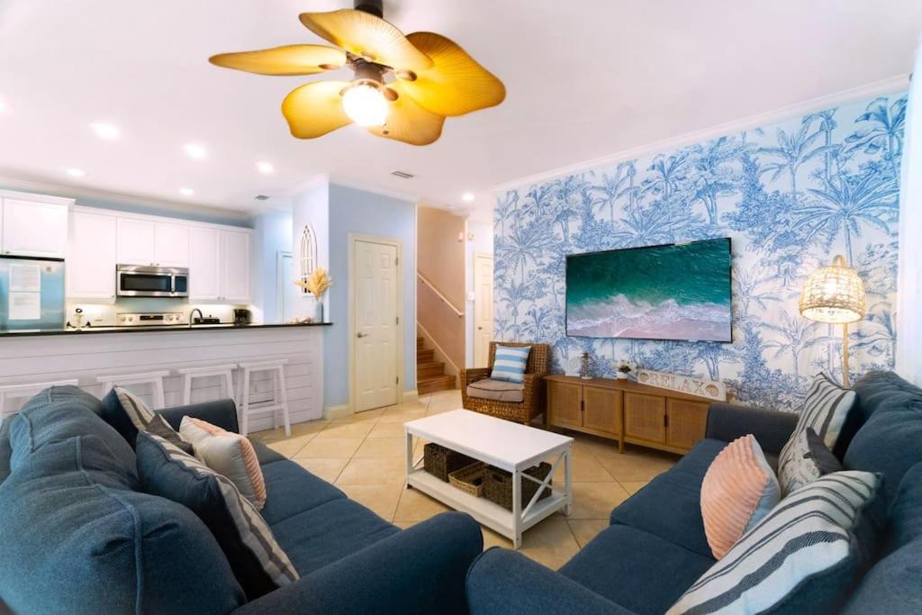 Holiday home Seas The Dream At The Villages Of Crystal