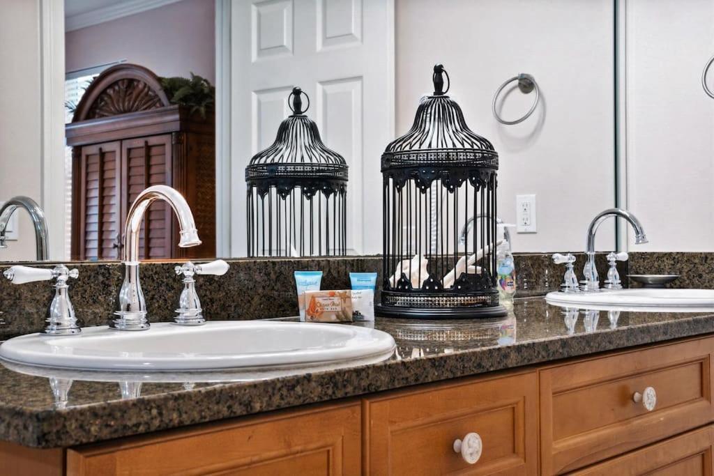 Seas The Dream At The Villages Of Crystal Holiday home Destin