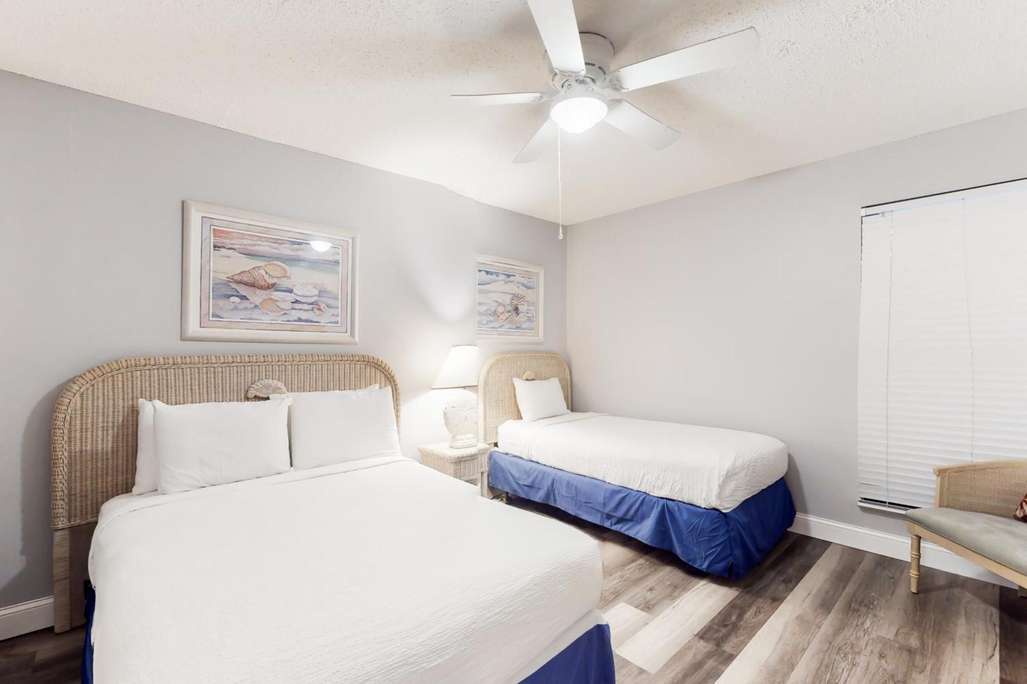 Jetty East 306b Apartment