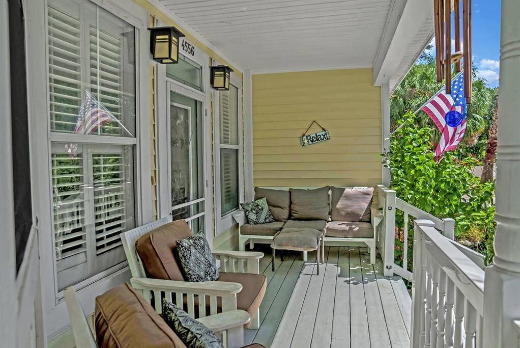 Large House 4 Bedroom 3.5 Ba 130 To Pool Destin