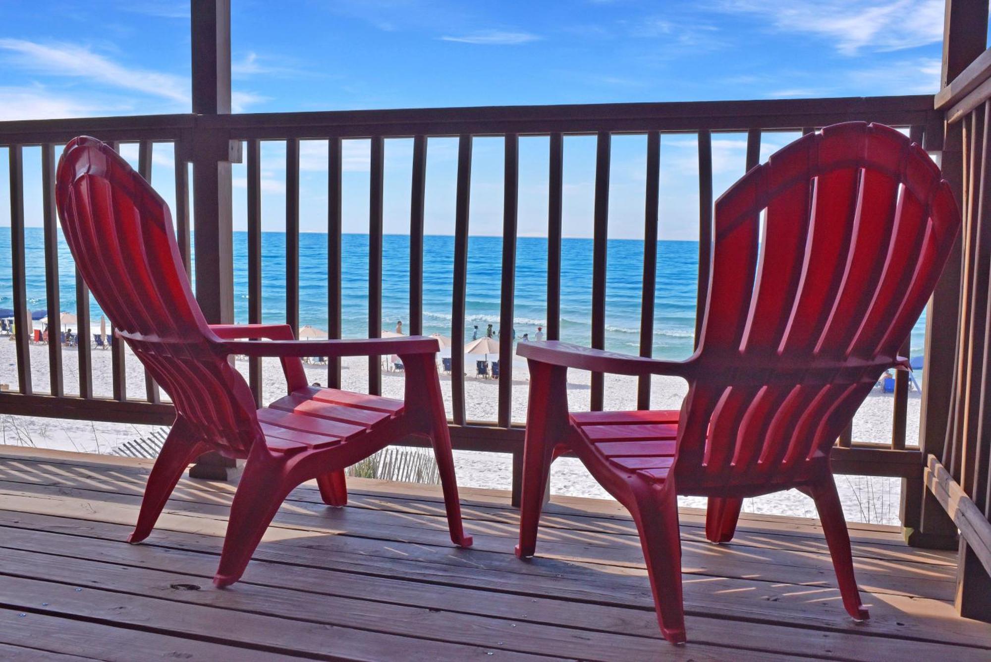 Apartment Grill Out With Private Beachfront Views! *