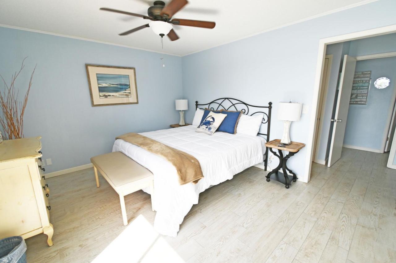 Holiday home Sandpiper Cove 2 Bedroom 2 Bathroom With Harbor View *
