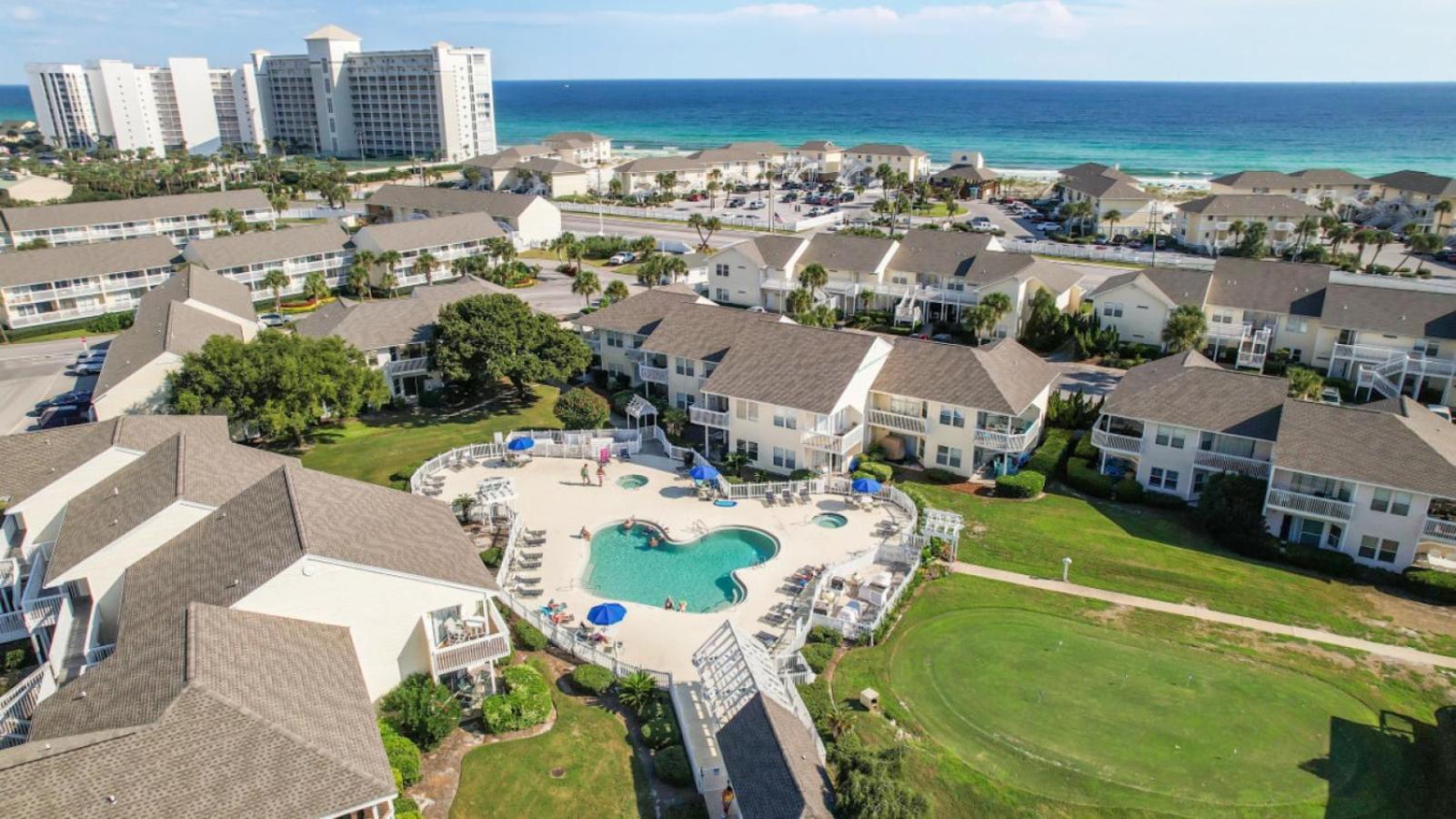 Holiday home Sandpiper Cove 2 Bedroom 2 Bathroom With Harbor View *