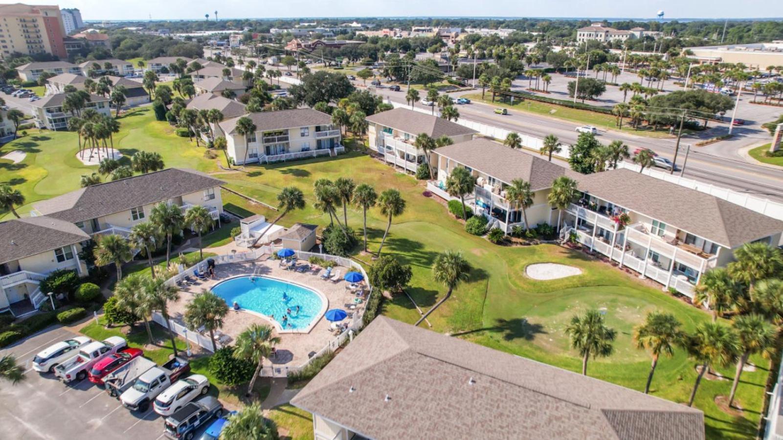 Holiday home Sandpiper Cove 2 Bedroom 2 Bathroom With Harbor View *