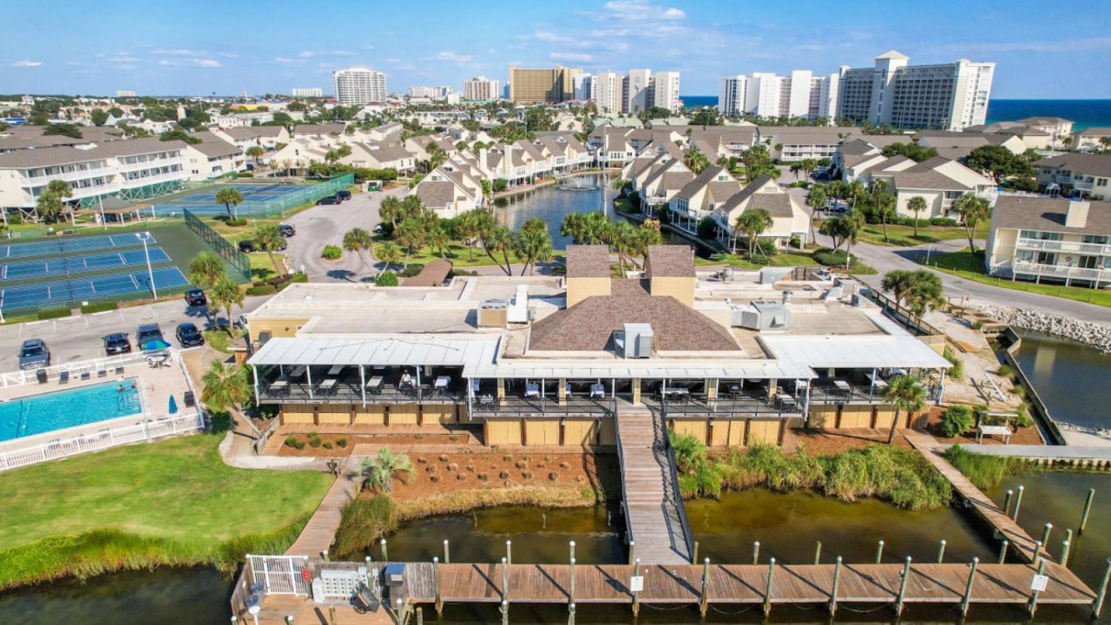 Sandpiper Cove 2 Bedroom 2 Bathroom With Harbor View * Destin