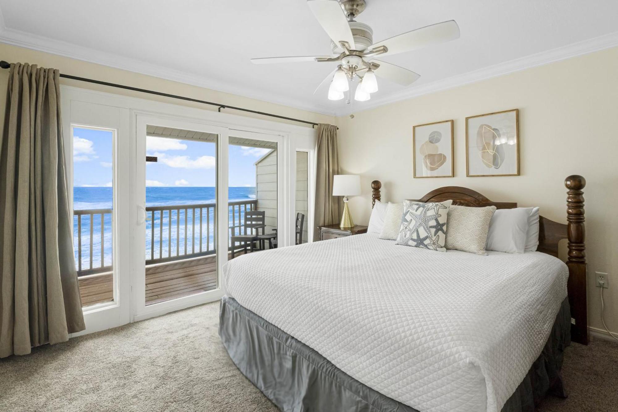 Grill Out With Private Beachfront Views! *