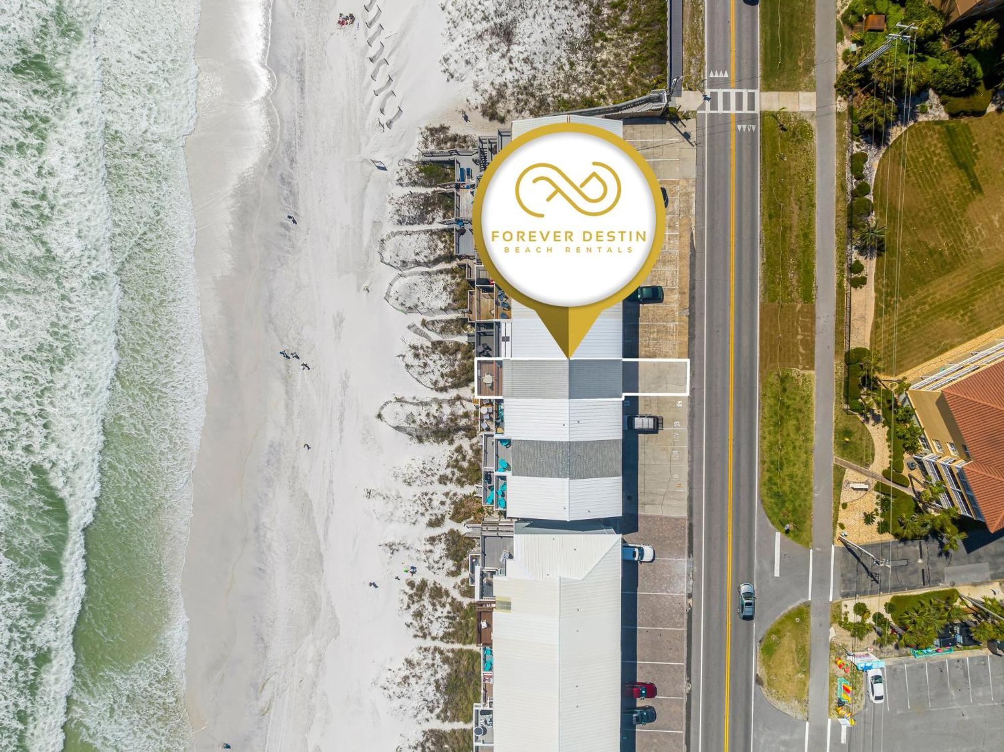 Grill Out With Private Beachfront Views! Destin