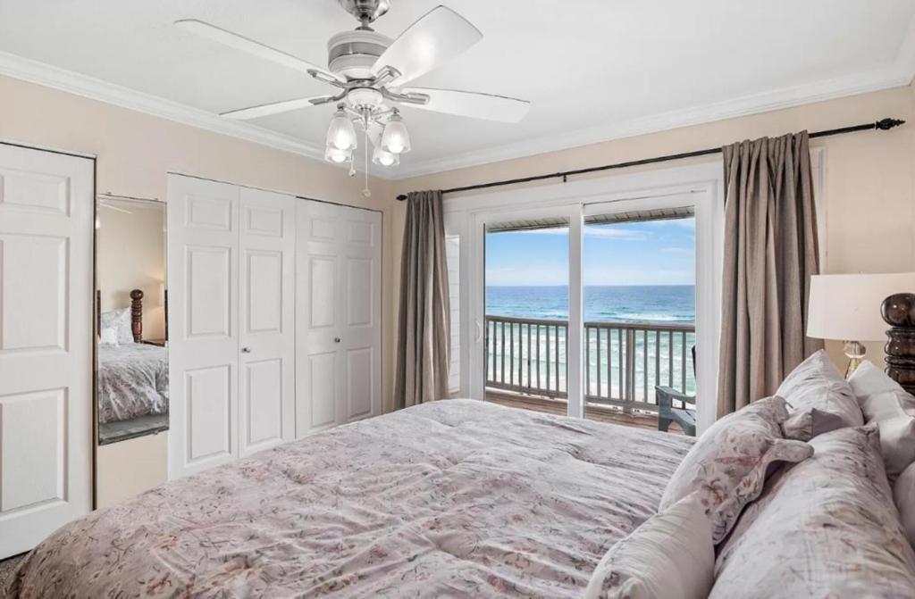 Grill Out With Private Beachfront Views! * Destin
