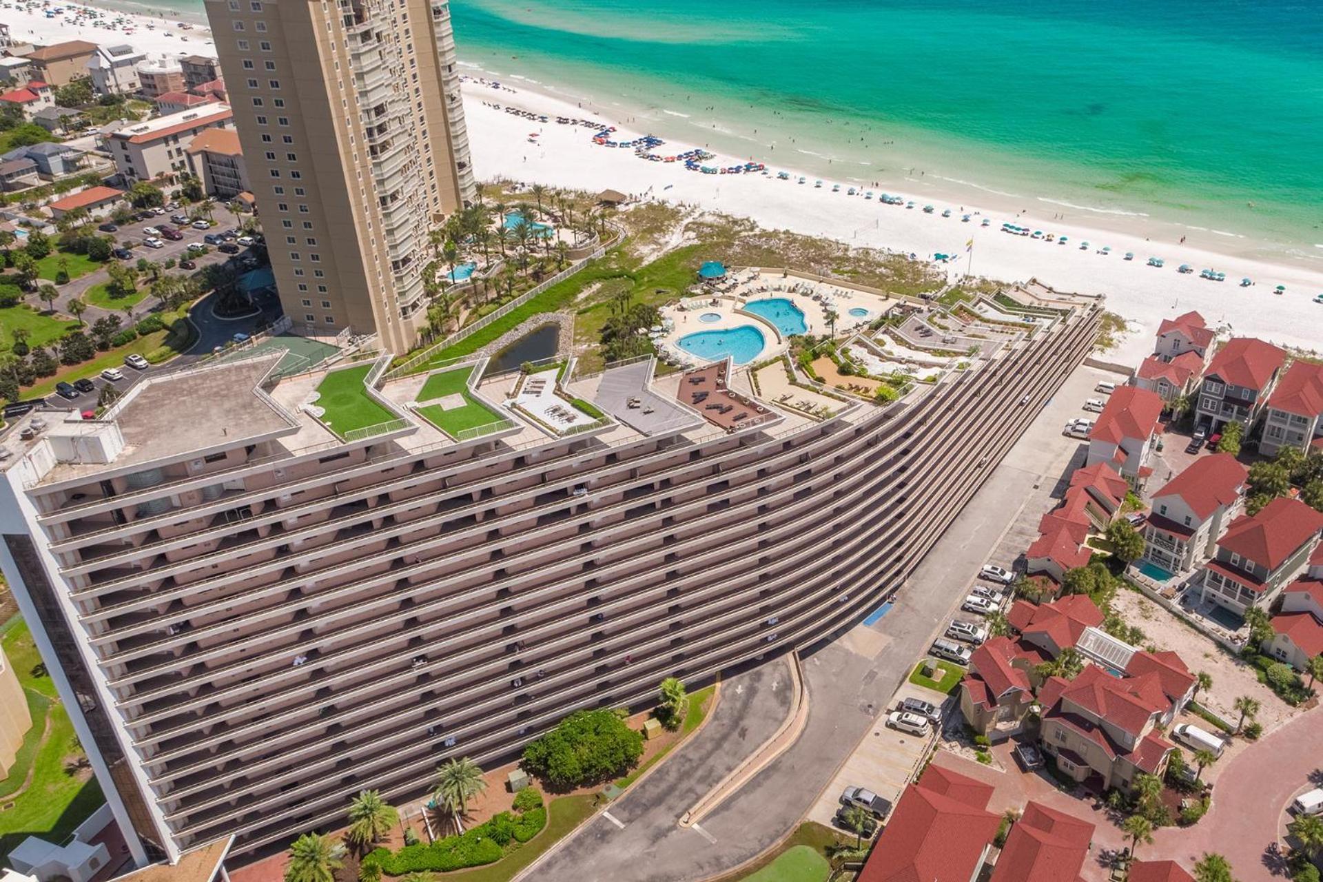 Completely Remodeled Gulf Views! Private Balcony Destin