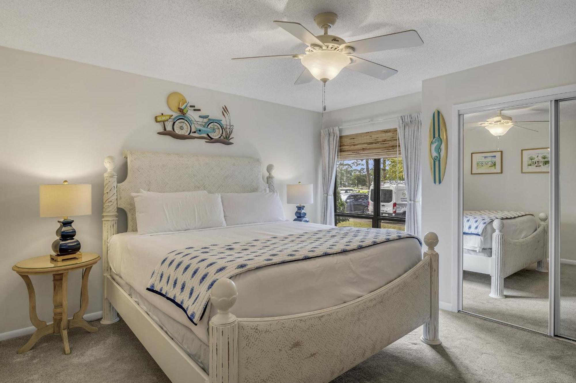 819 Harbour Point 'steel Magnolia On The Bay' Holiday home Destin
