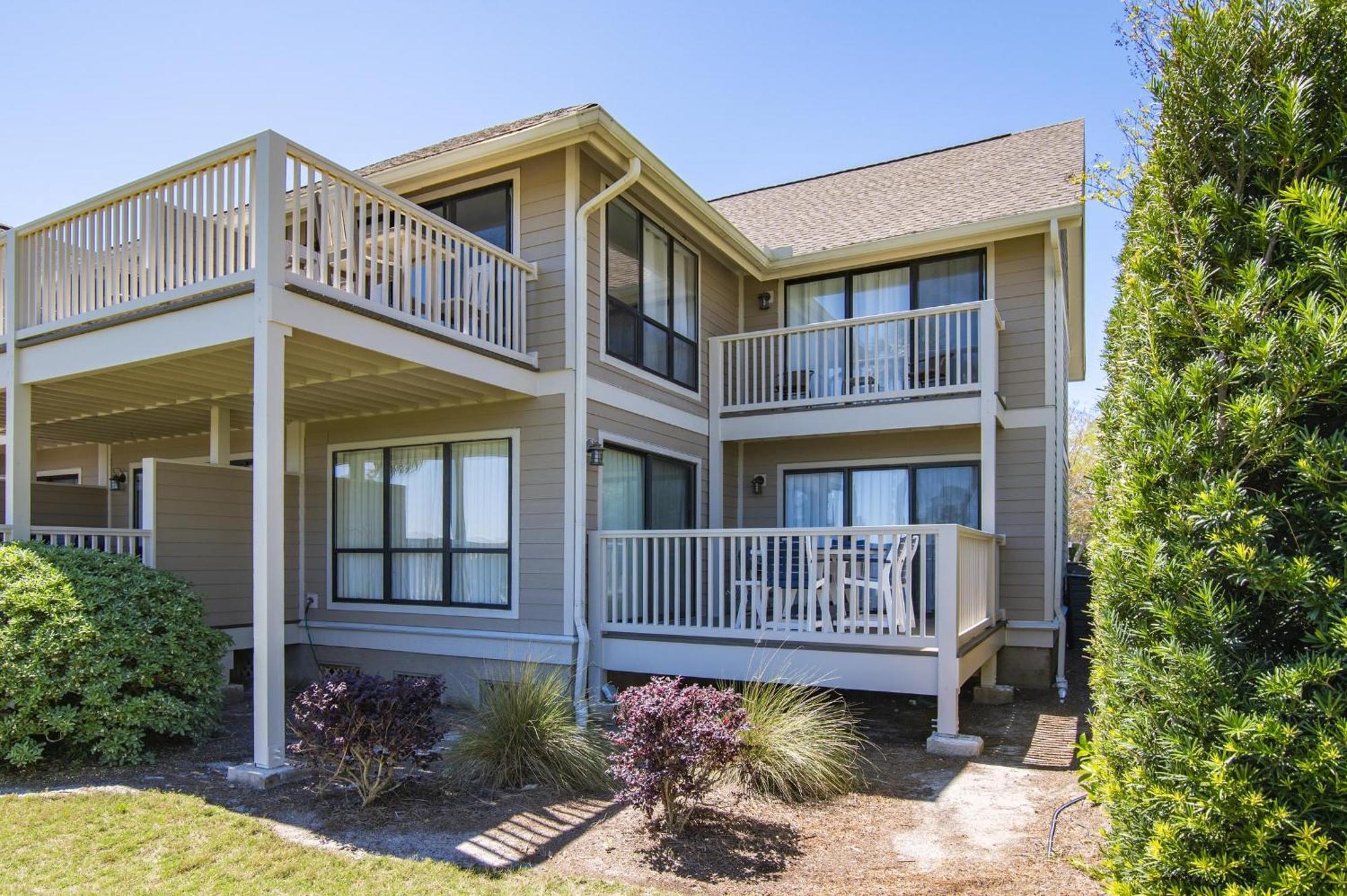 819 Harbour Point 'steel Magnolia On The Bay' *