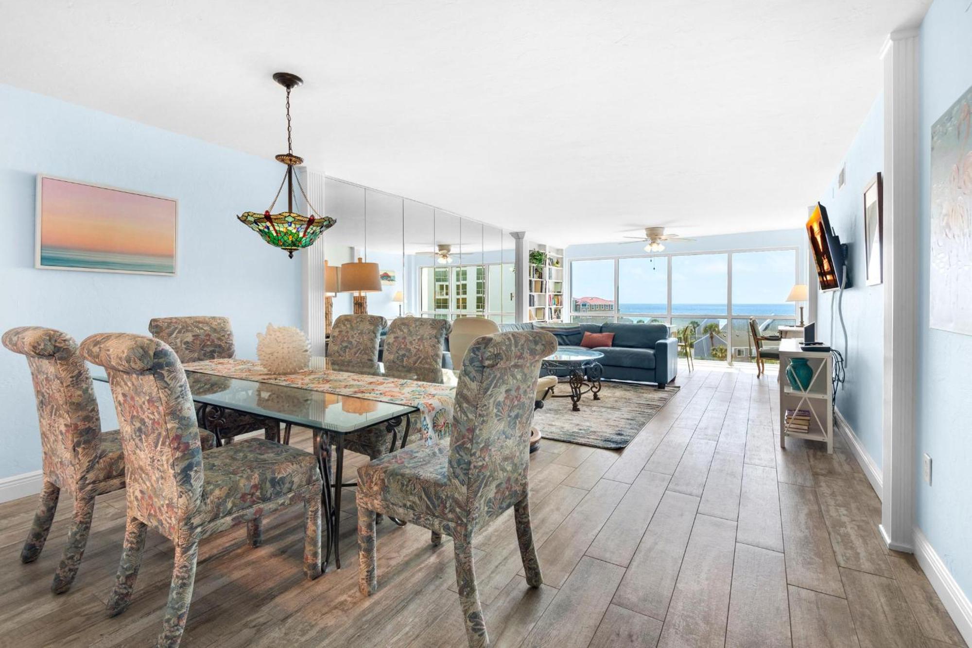 Apartment Shoreline Towers 3063