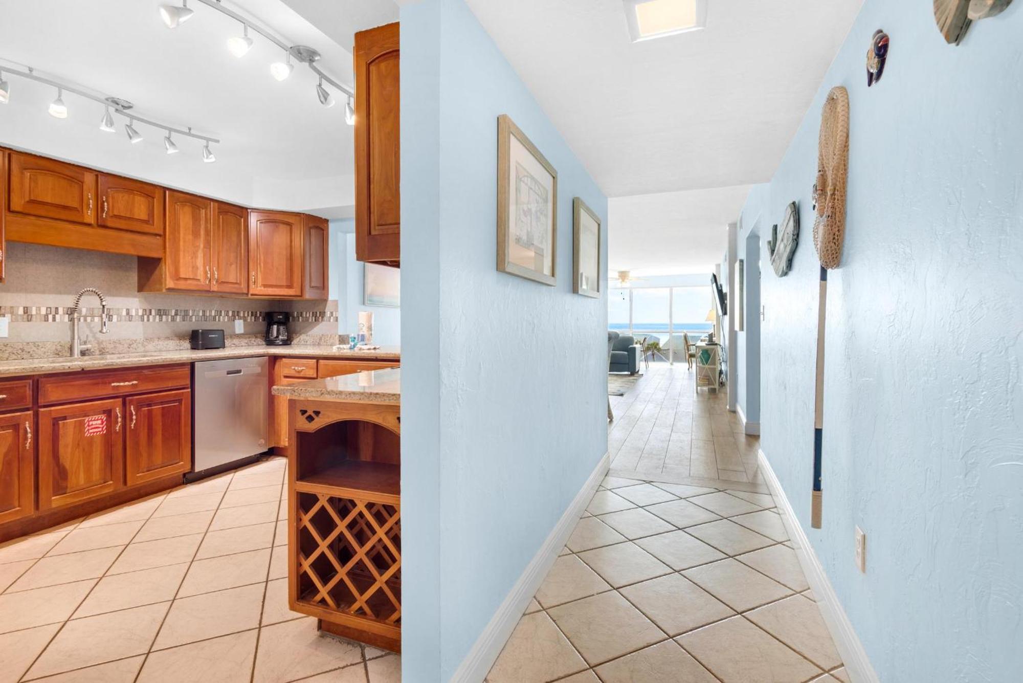 Shoreline Towers 3063