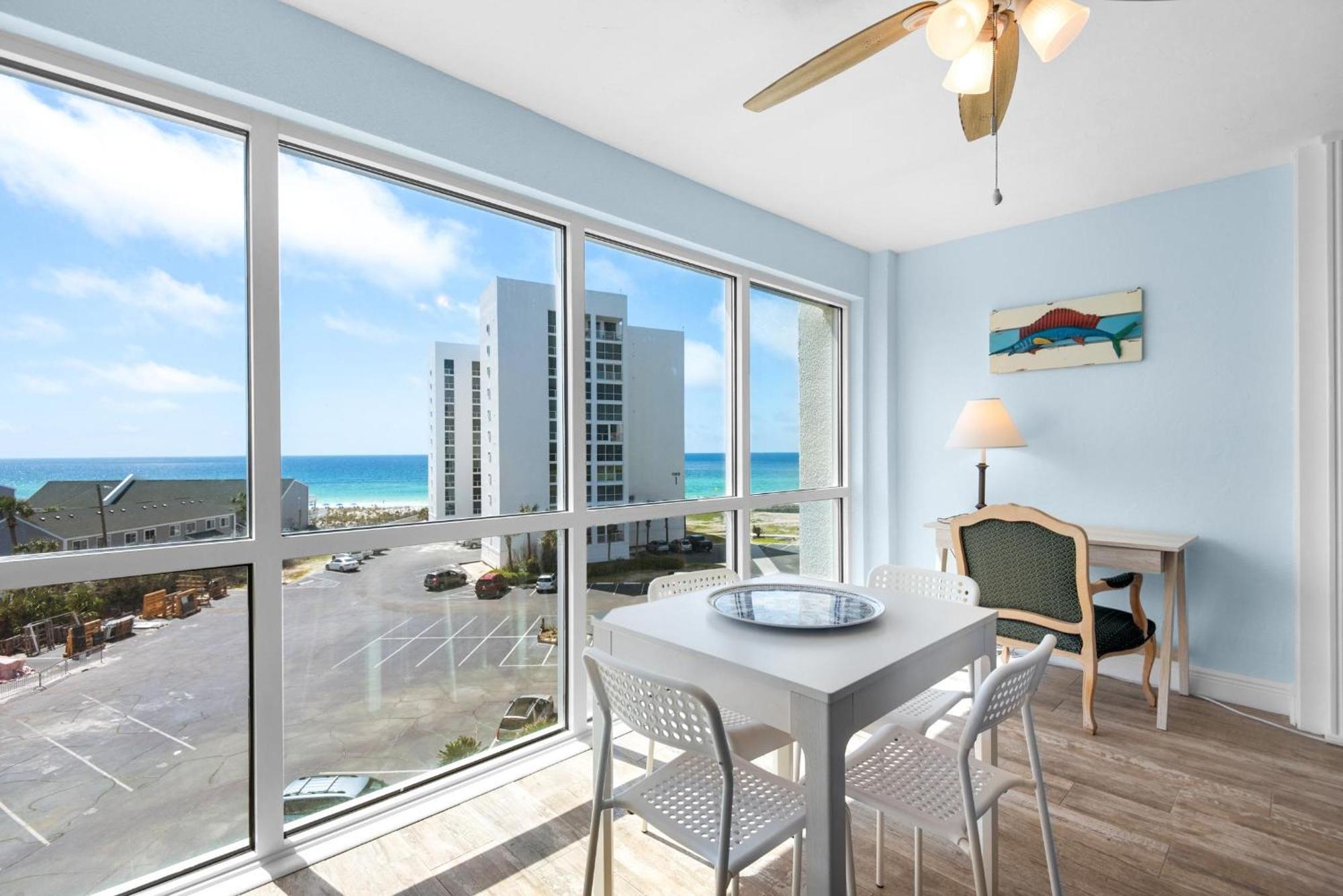 Shoreline Towers 3063 Apartment *