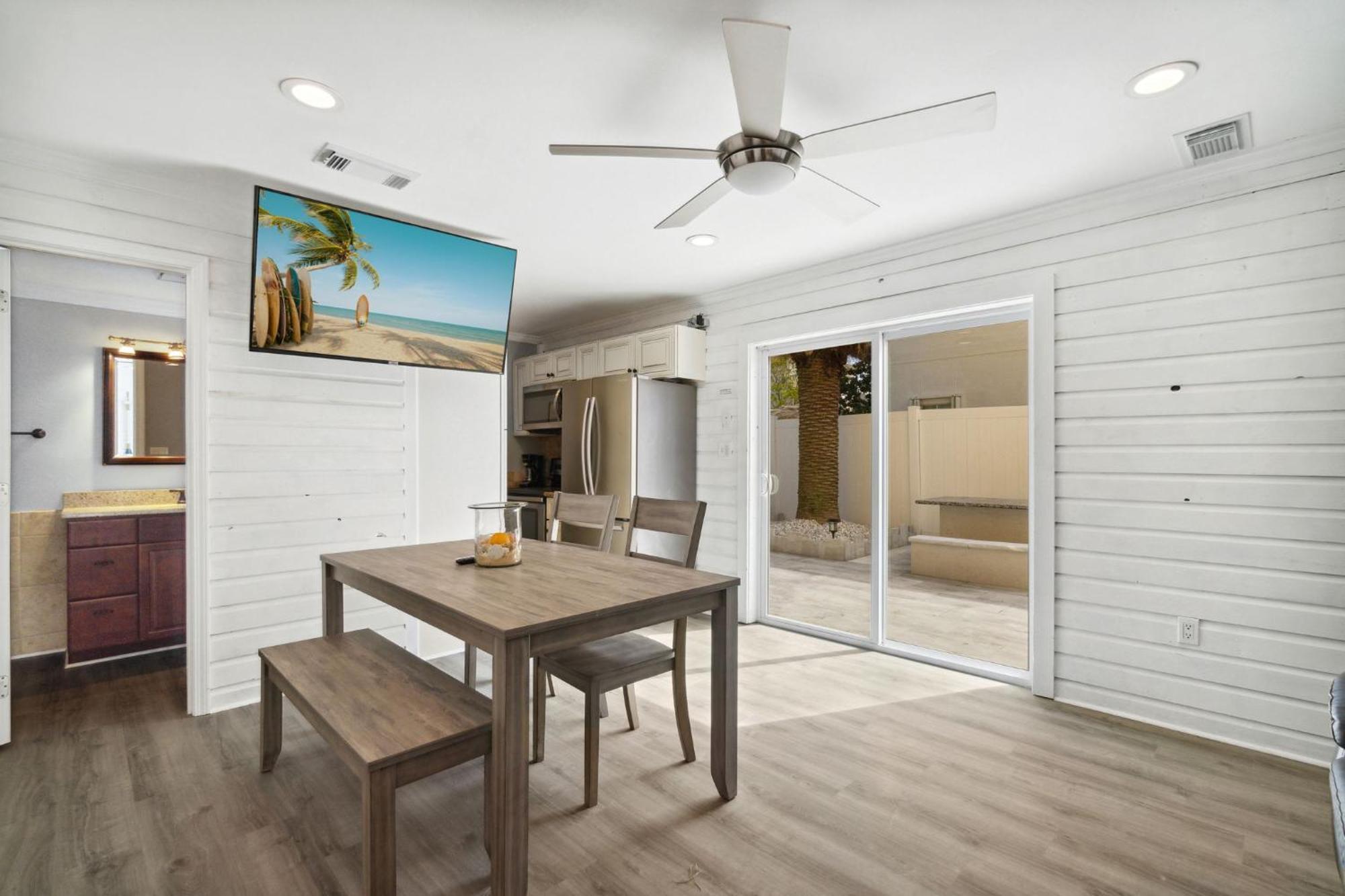 Holiday home Paradise Palms With Heated Pool And Private