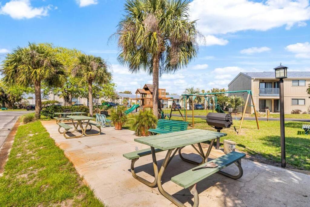 Apartment Chateau La 702 Surf & Sea *