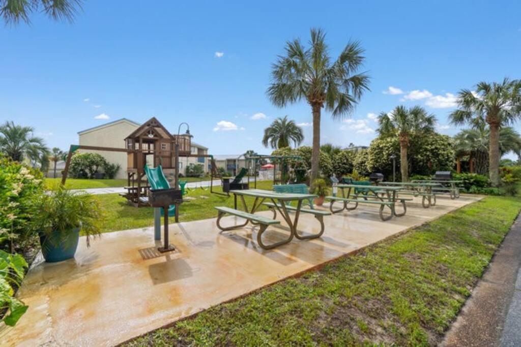 Apartment Chateau La 702 Surf & Sea