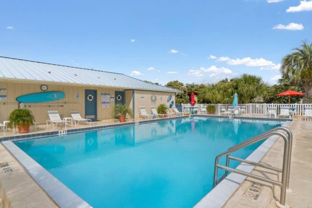 Apartment Chateau La 702 Surf & Sea