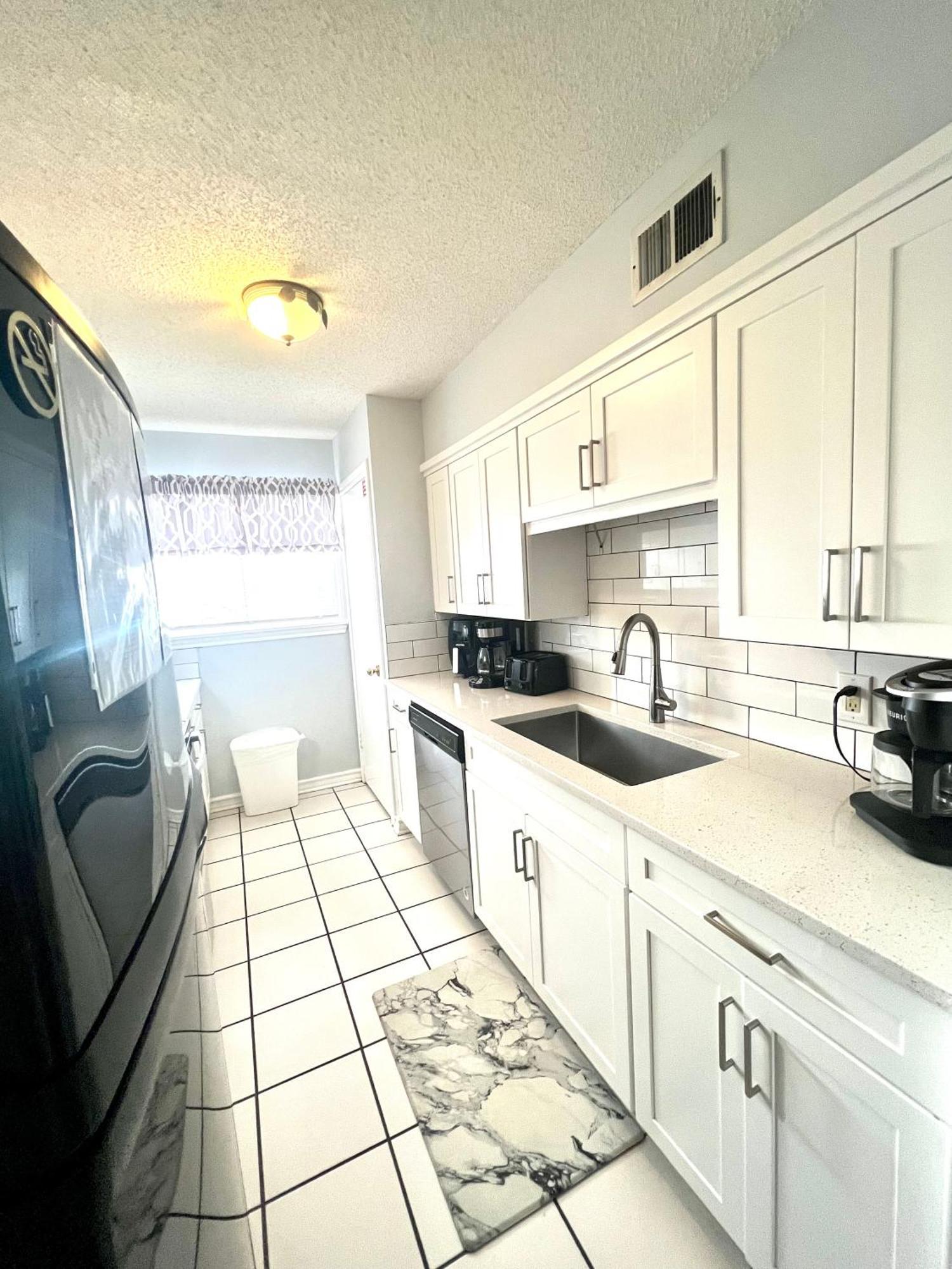 Holiday home Southbay By The Gulf 102 Only 30 Yards From The 3 Bedroom Townhome In Destin