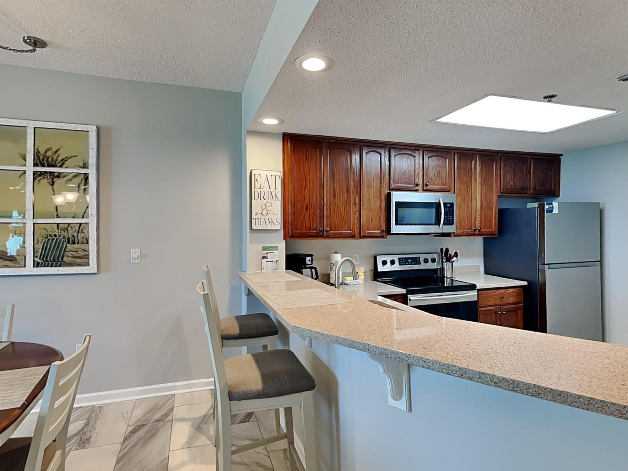 Apartment Sterling Sands #302 *