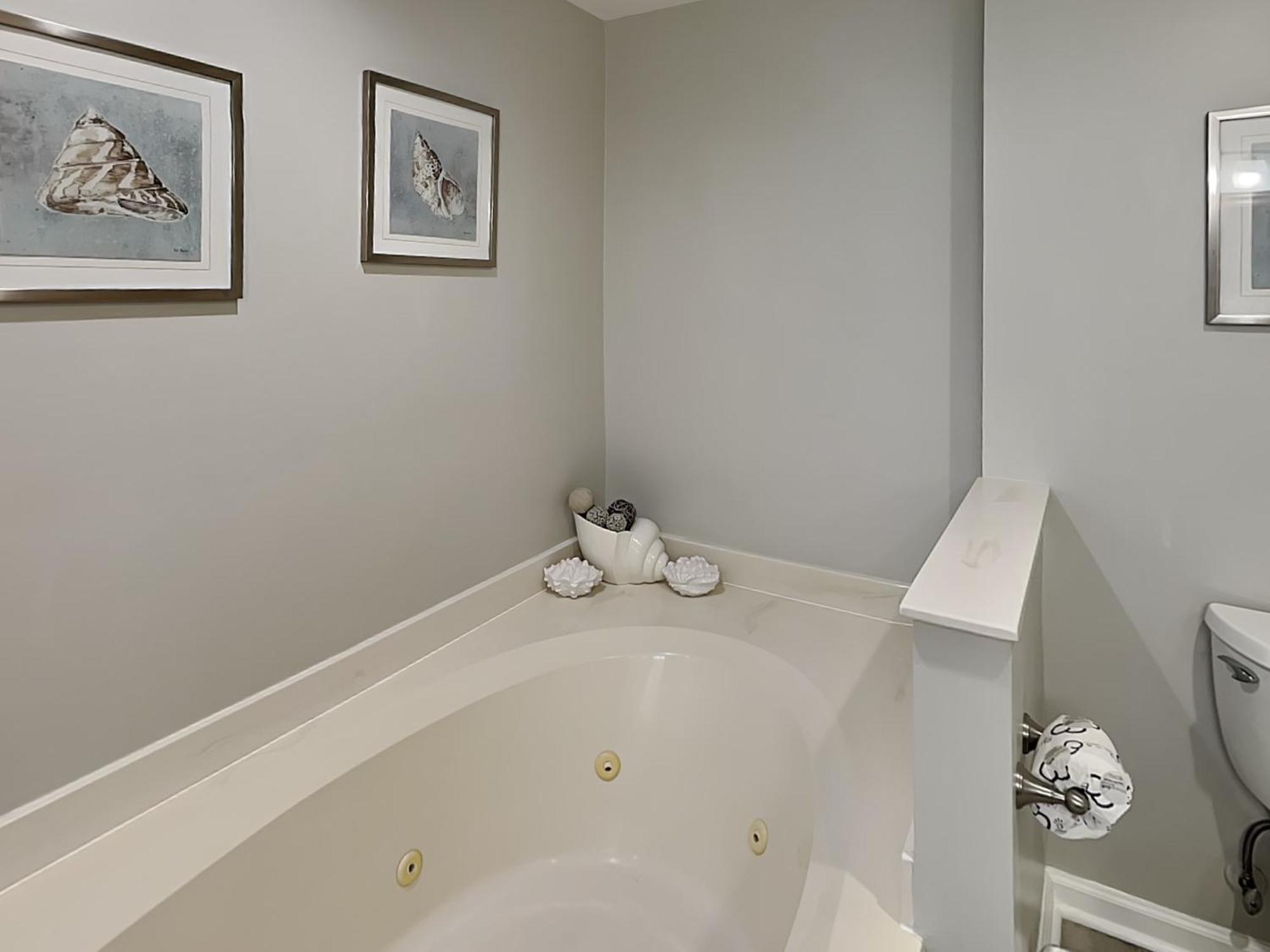 Sterling Sands #302 Apartment