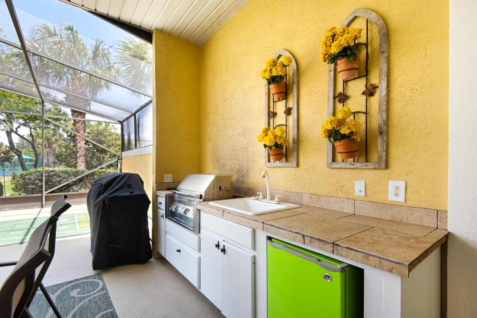 Holiday home Destiny Escape *