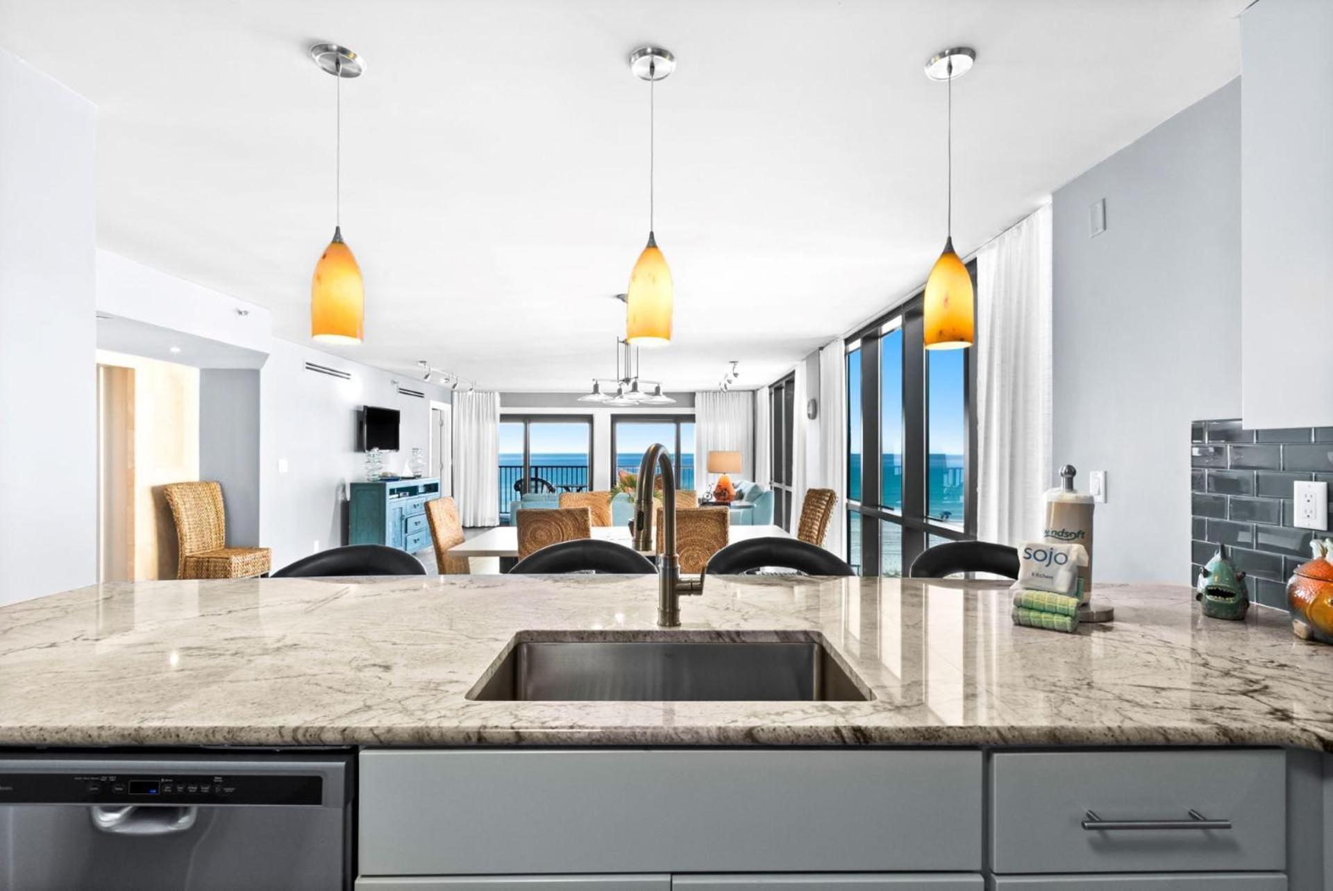 Emerald Towers 0406 Holiday home *