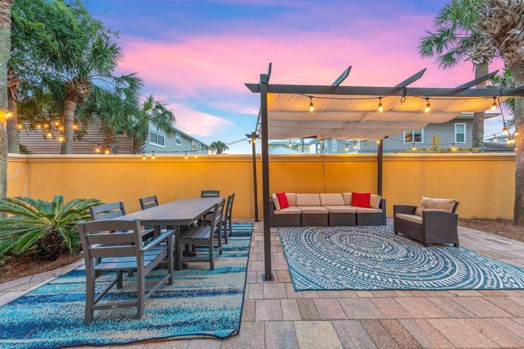 Frangista Hideaway Destin