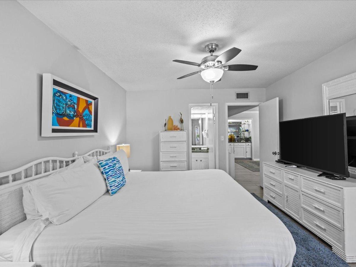 Surf And Racquet Unit 2a Destin