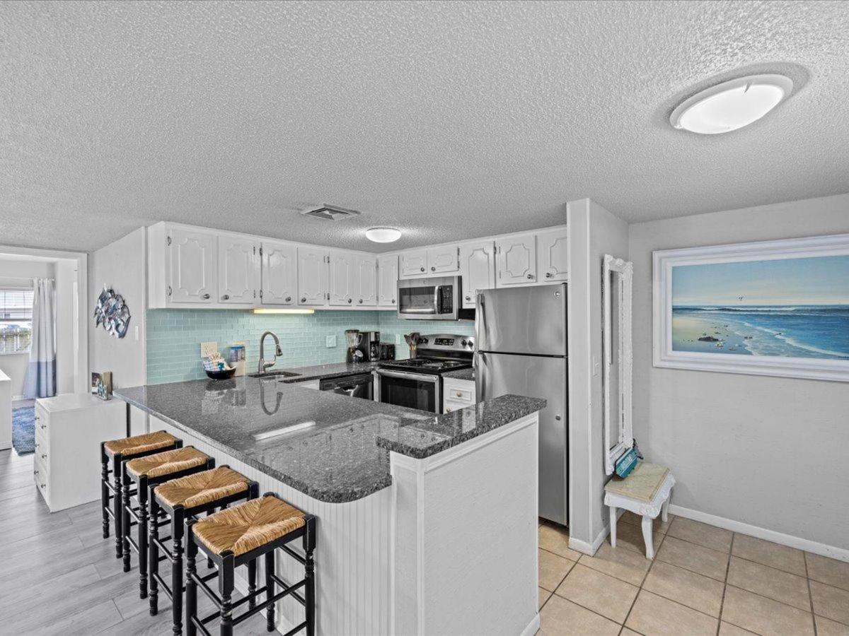Surf And Racquet Unit 2a Holiday home *