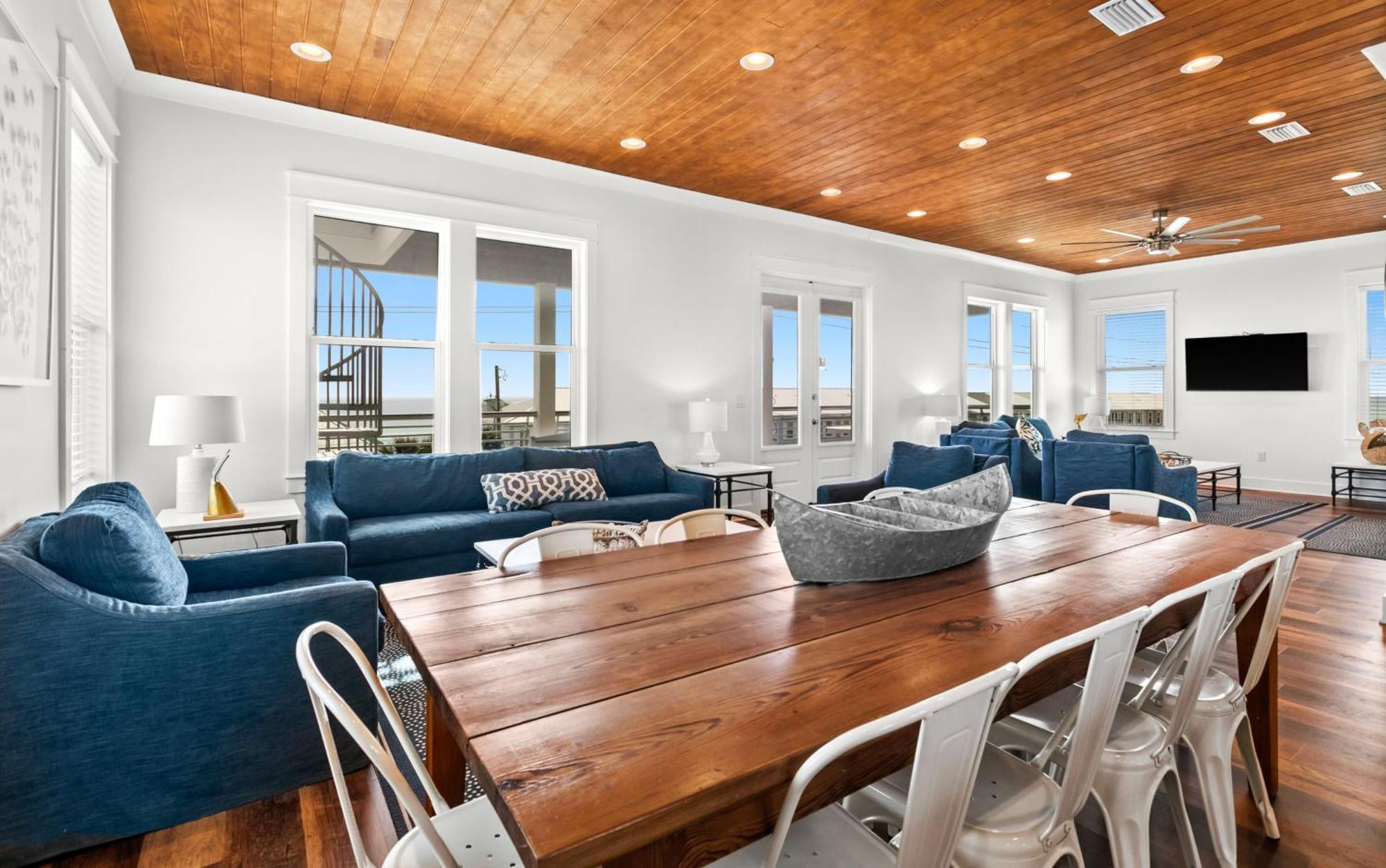 Blue Whale Your Luxury Escape * Destin