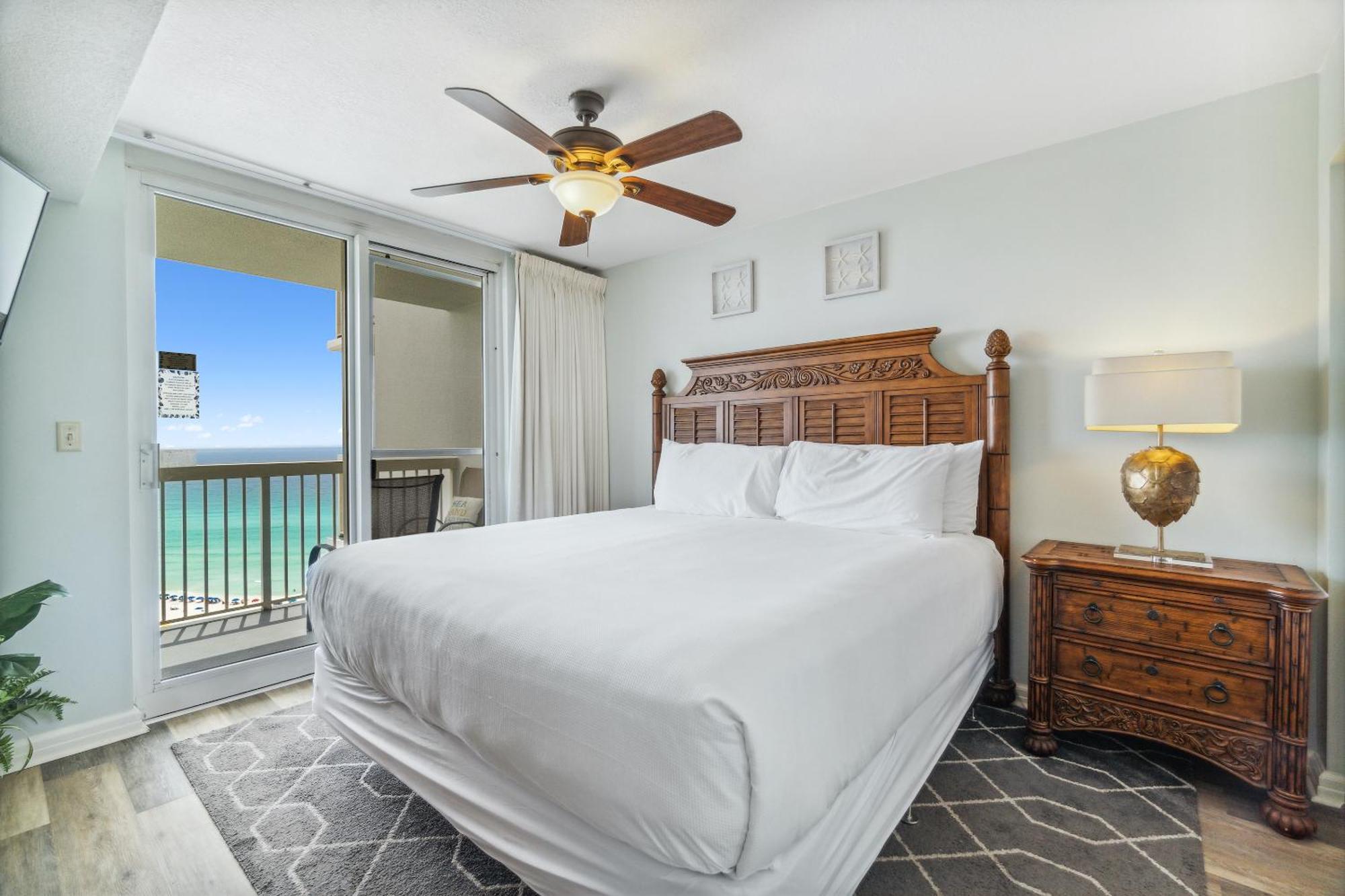 Pelican By Panhandle Getaways