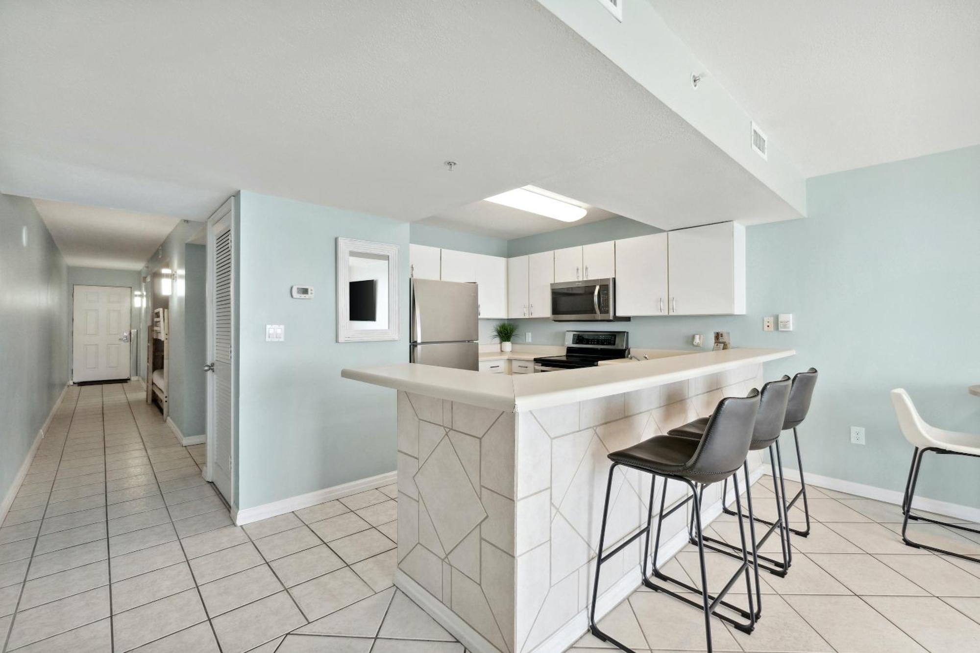Pelican By Panhandle Getaways Apartment Destin