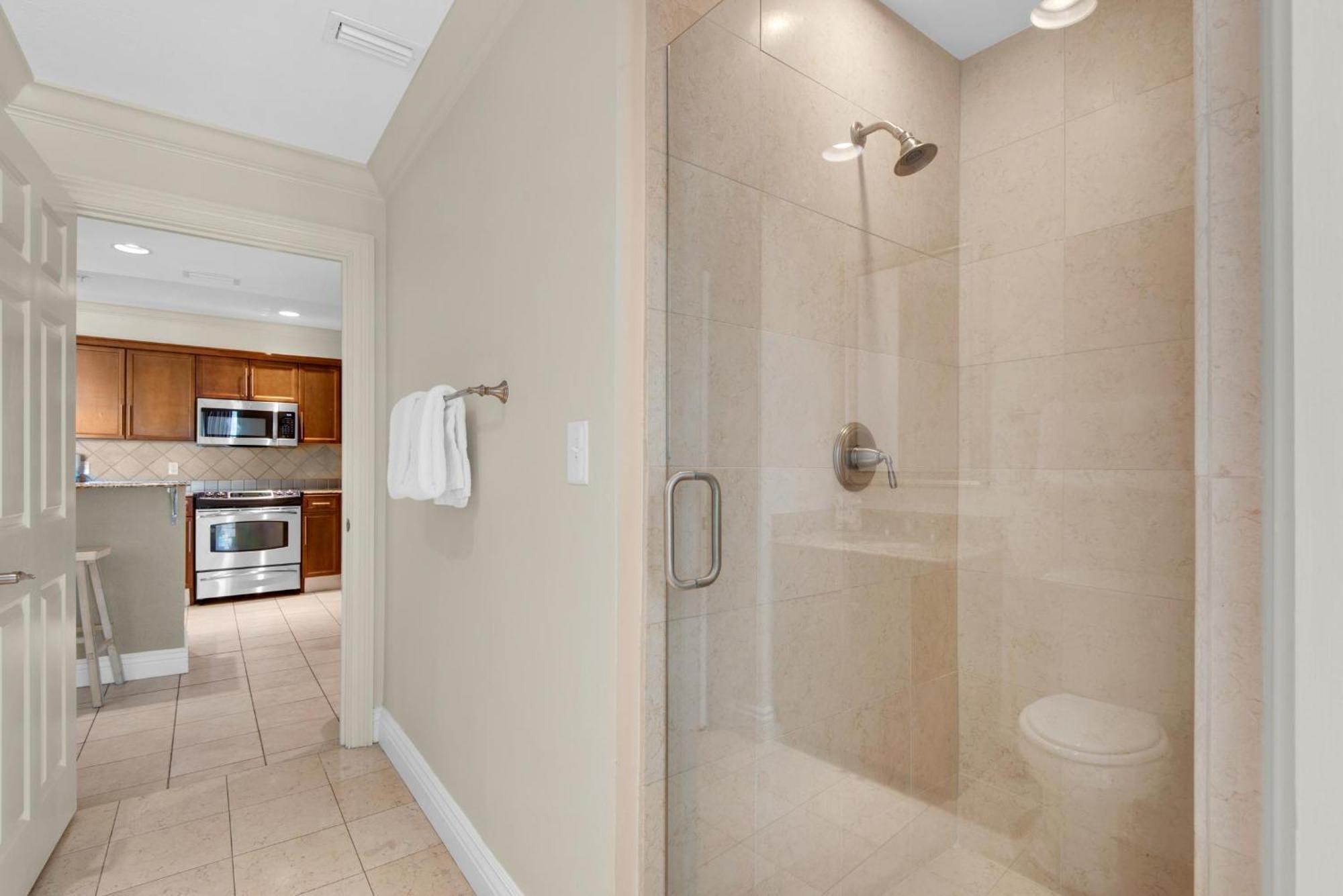 Emerald Grande W223 Holiday home