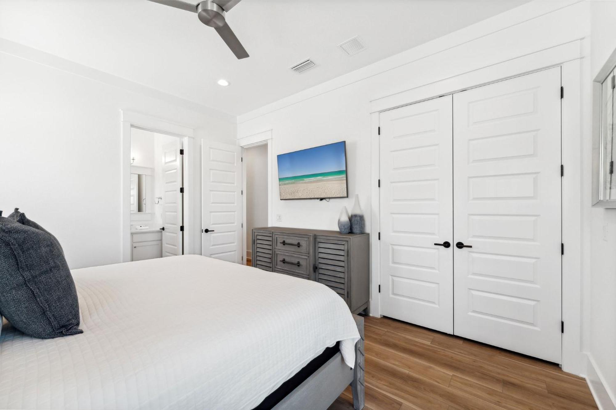 Endless Summer Estate With Golf Cart And Game