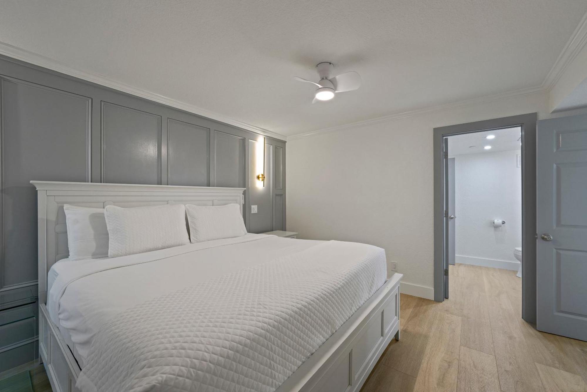 New Listing! Just Renovated! 1br 2ba Condo! Destin