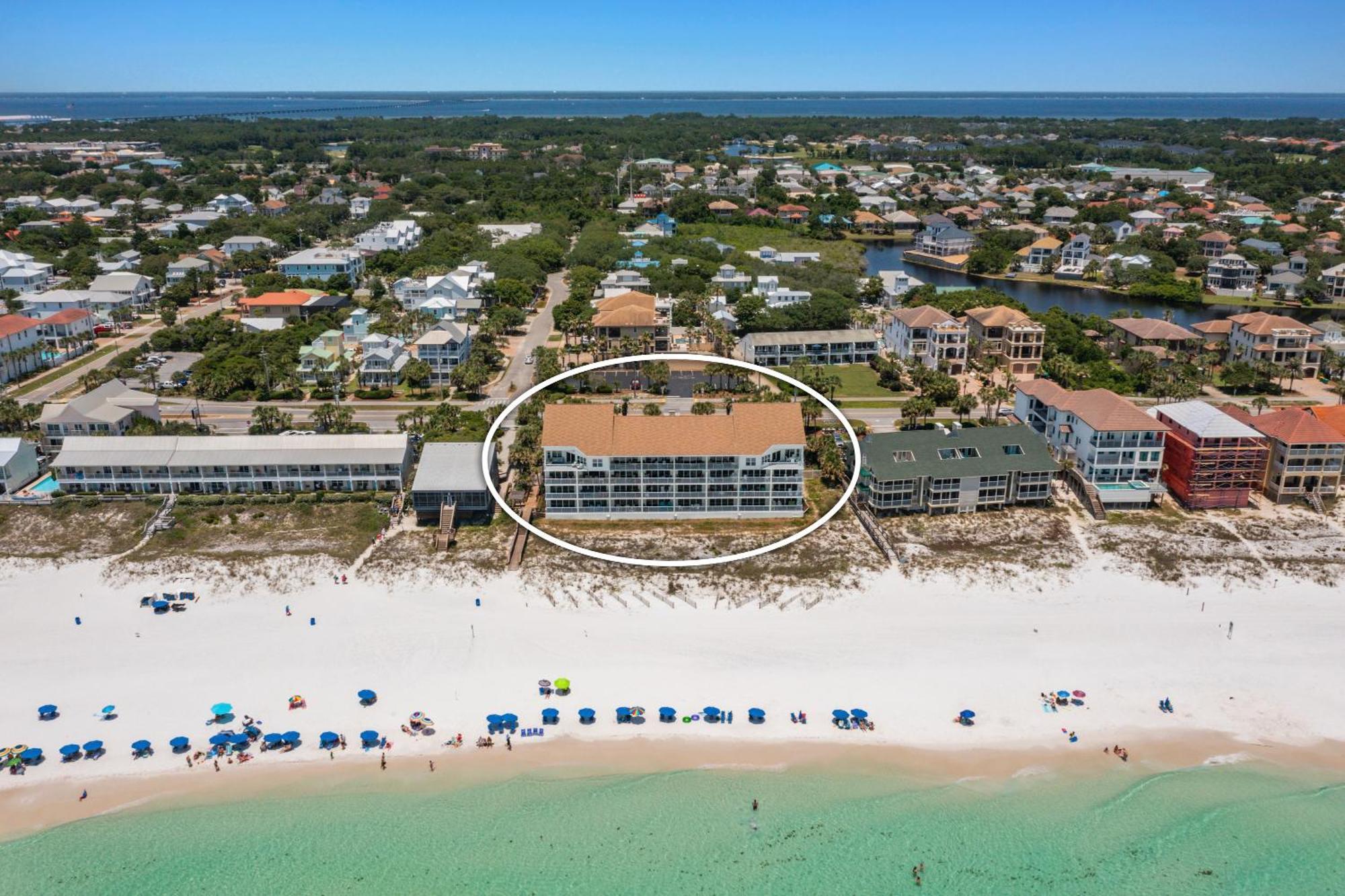 New Listing! Just Renovated! 1br 2ba Condo! * Destin