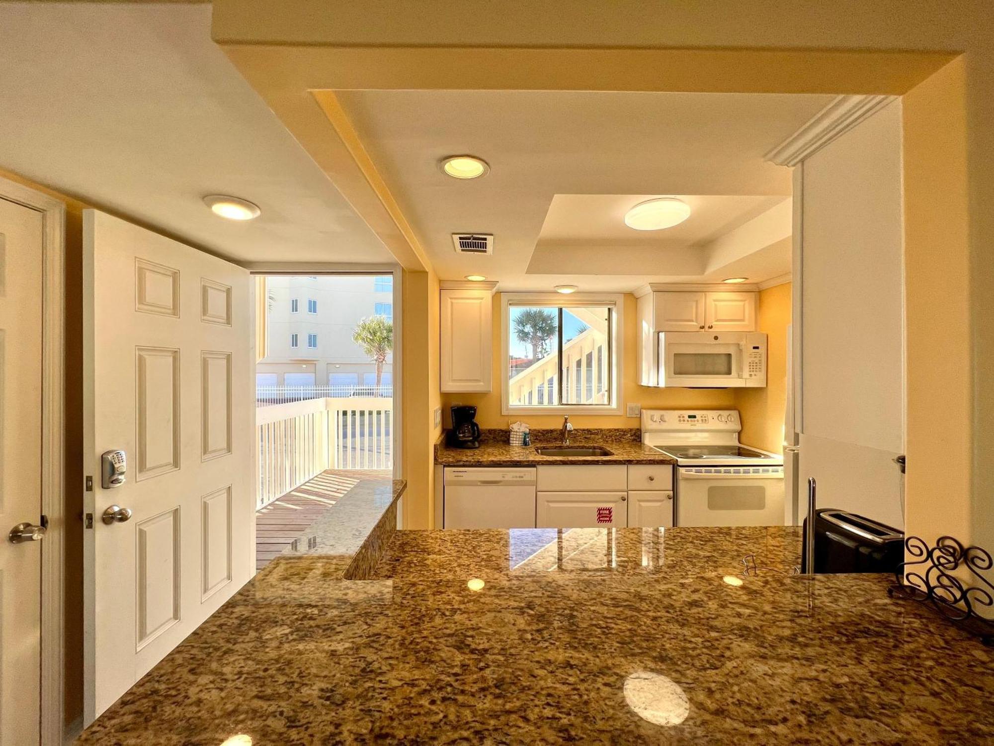 Sandpiper Cove 1118 *