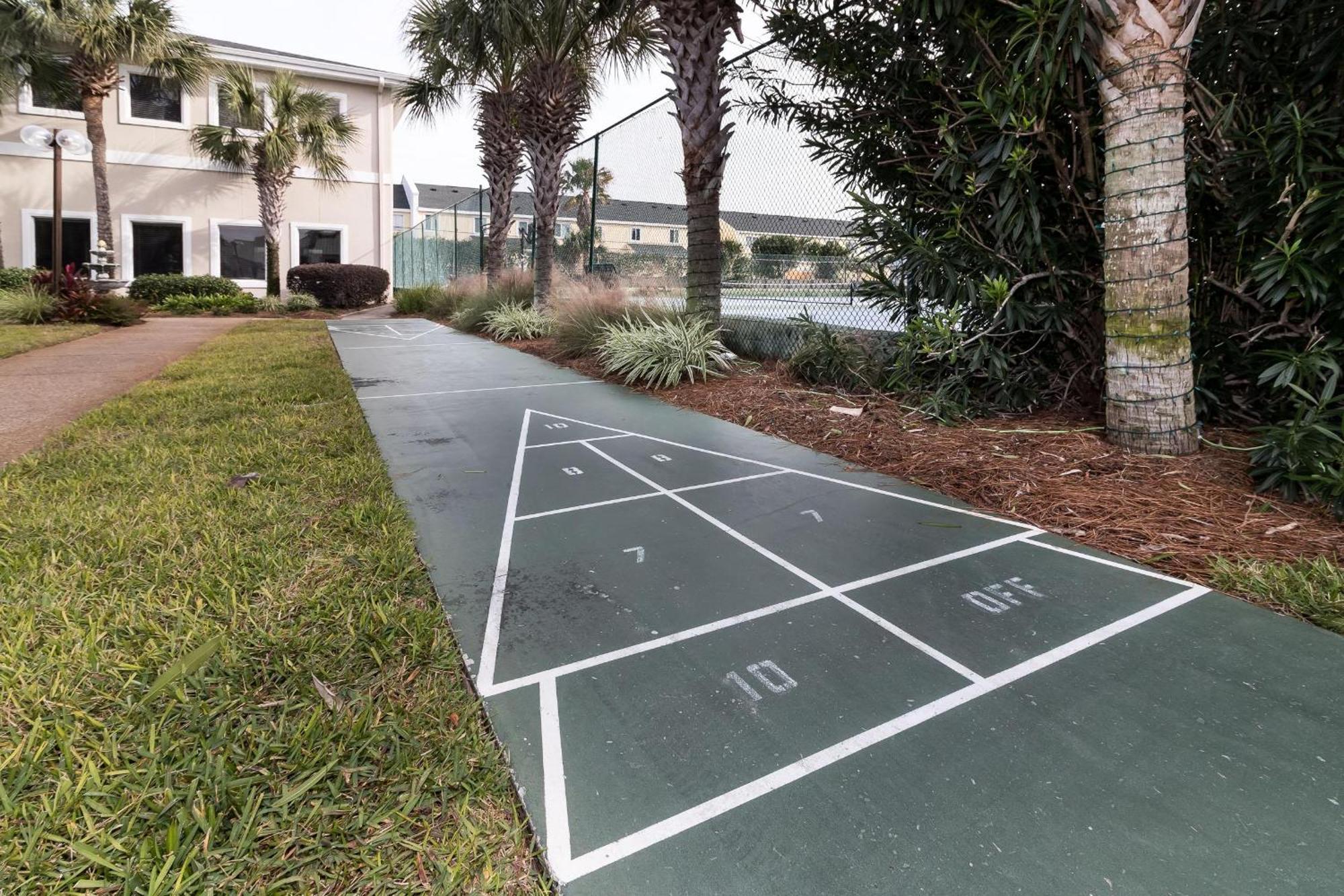 Slt #2043 - Stunning View! Free Service! Apartment