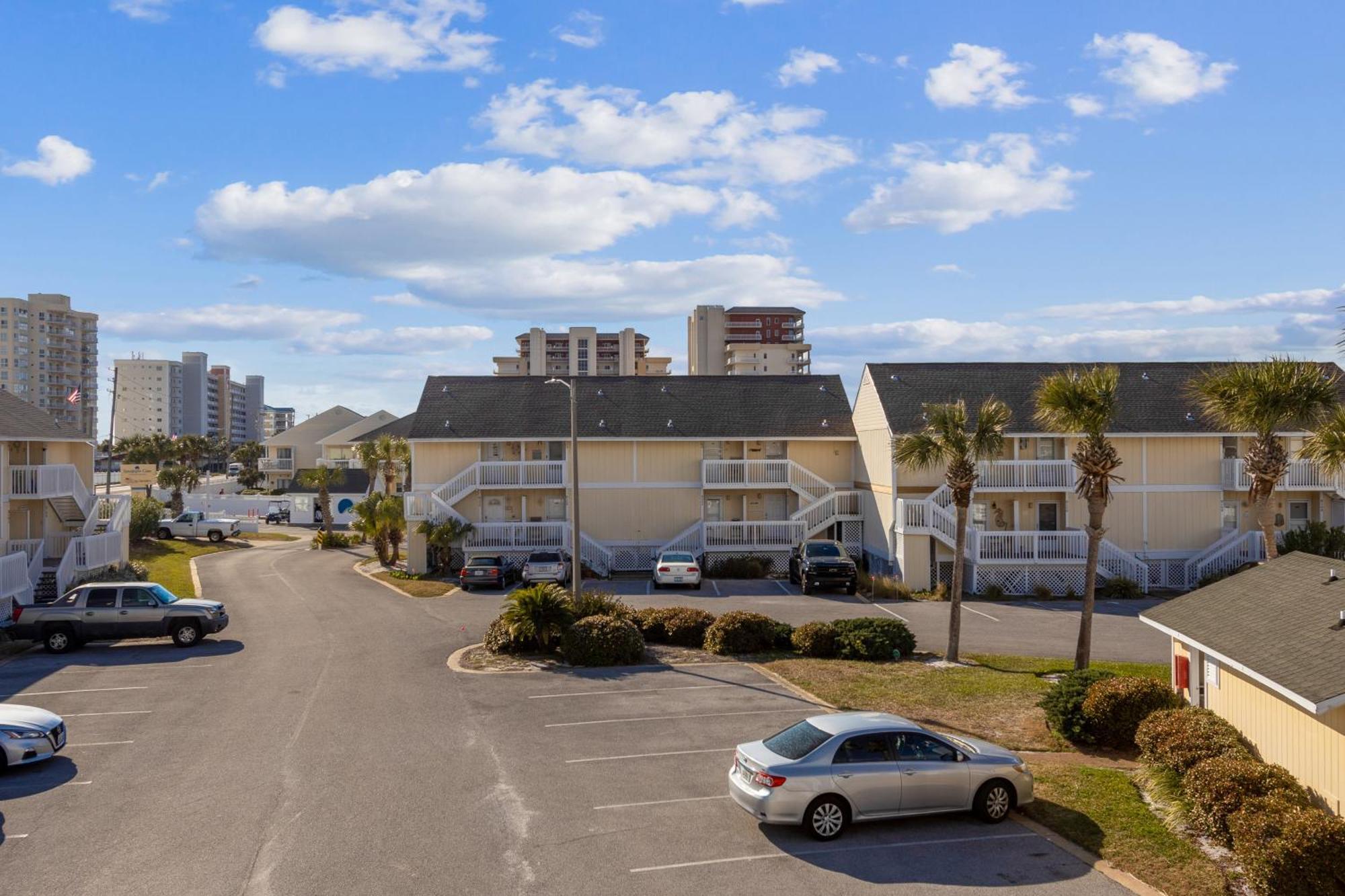 Sandpiper Cove 8208- By Isle Apartment *