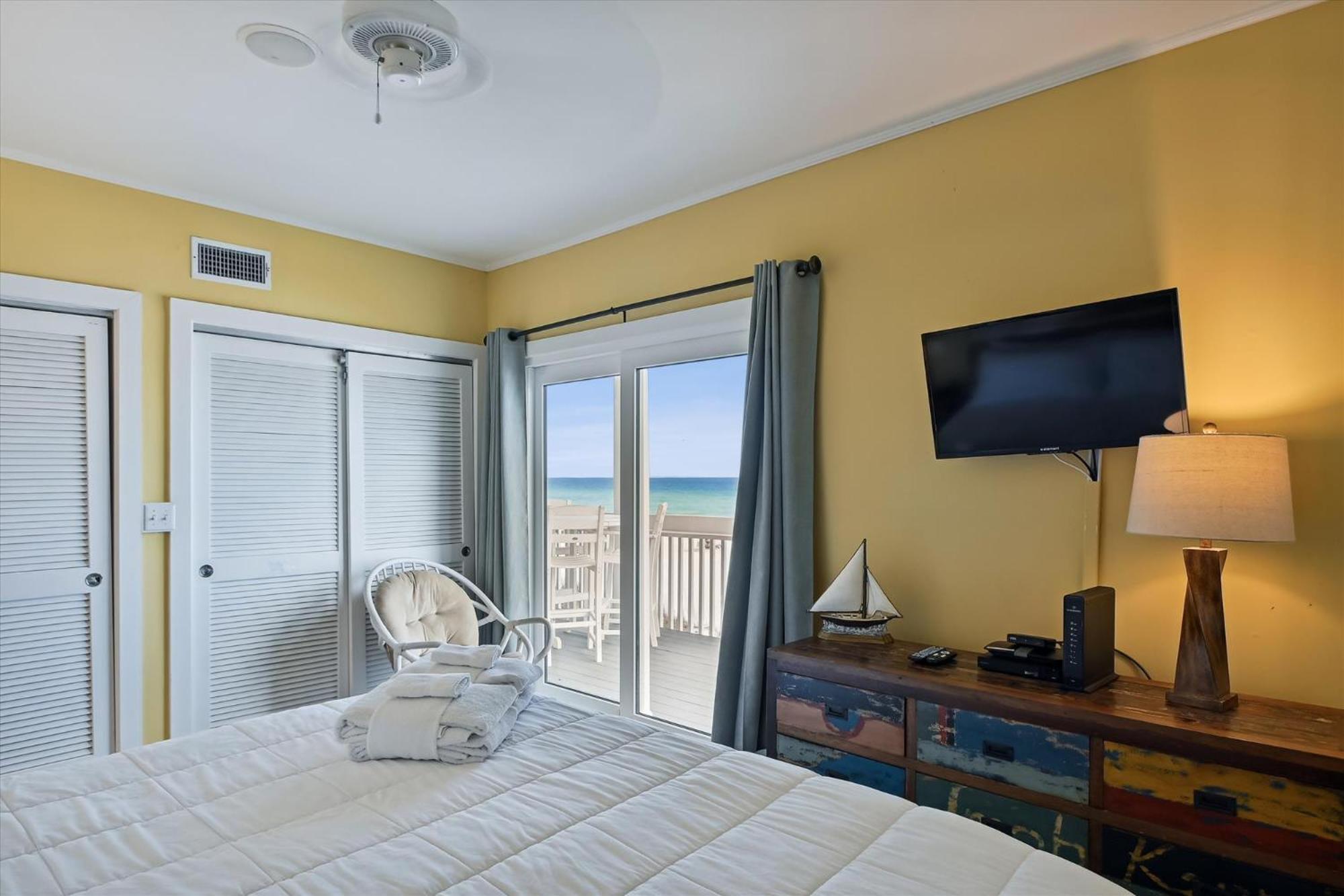 Sandpiper Cove 1157- By Isle Apartment Destin