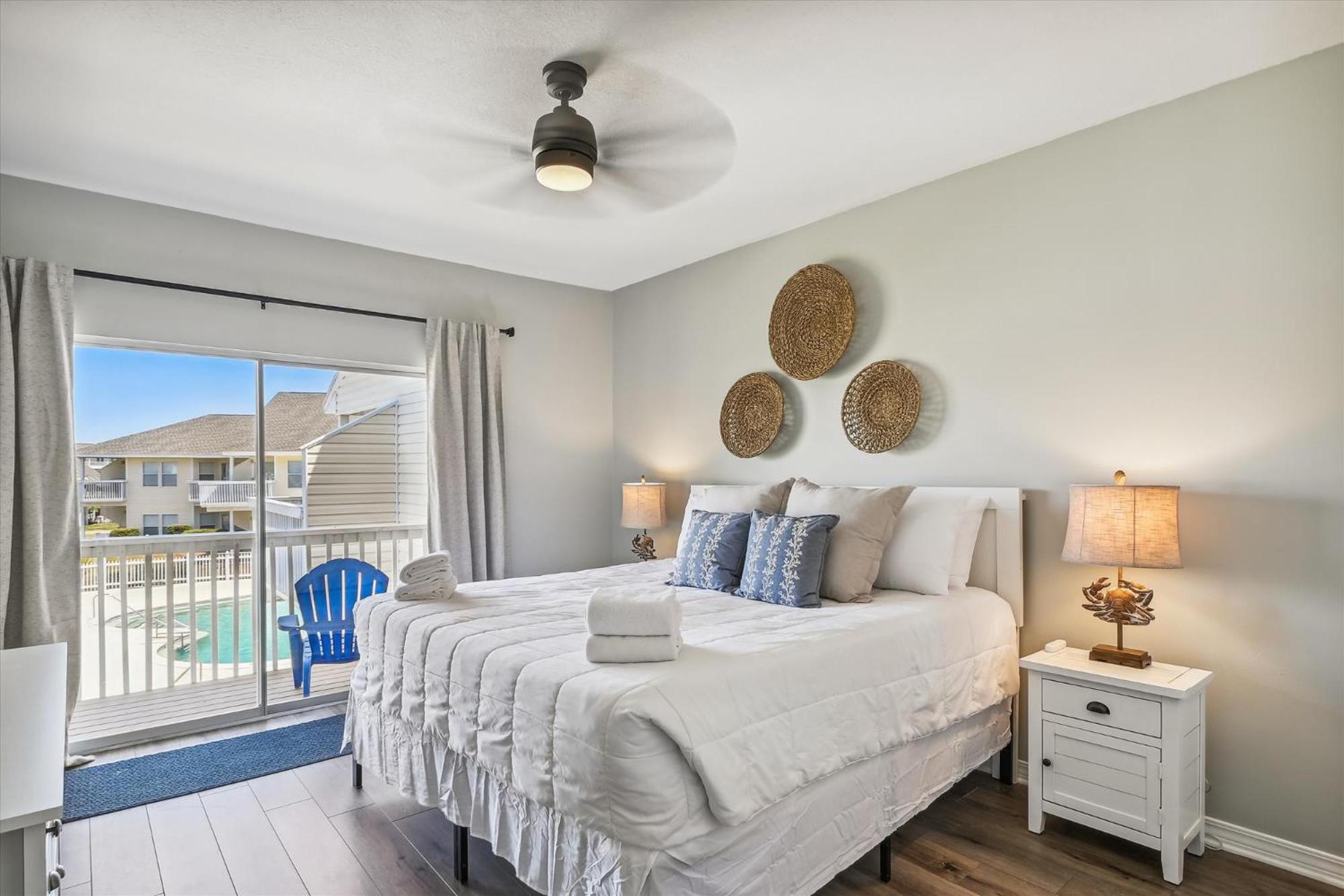 Sandpiper Cove 9232- By Isle Apartment