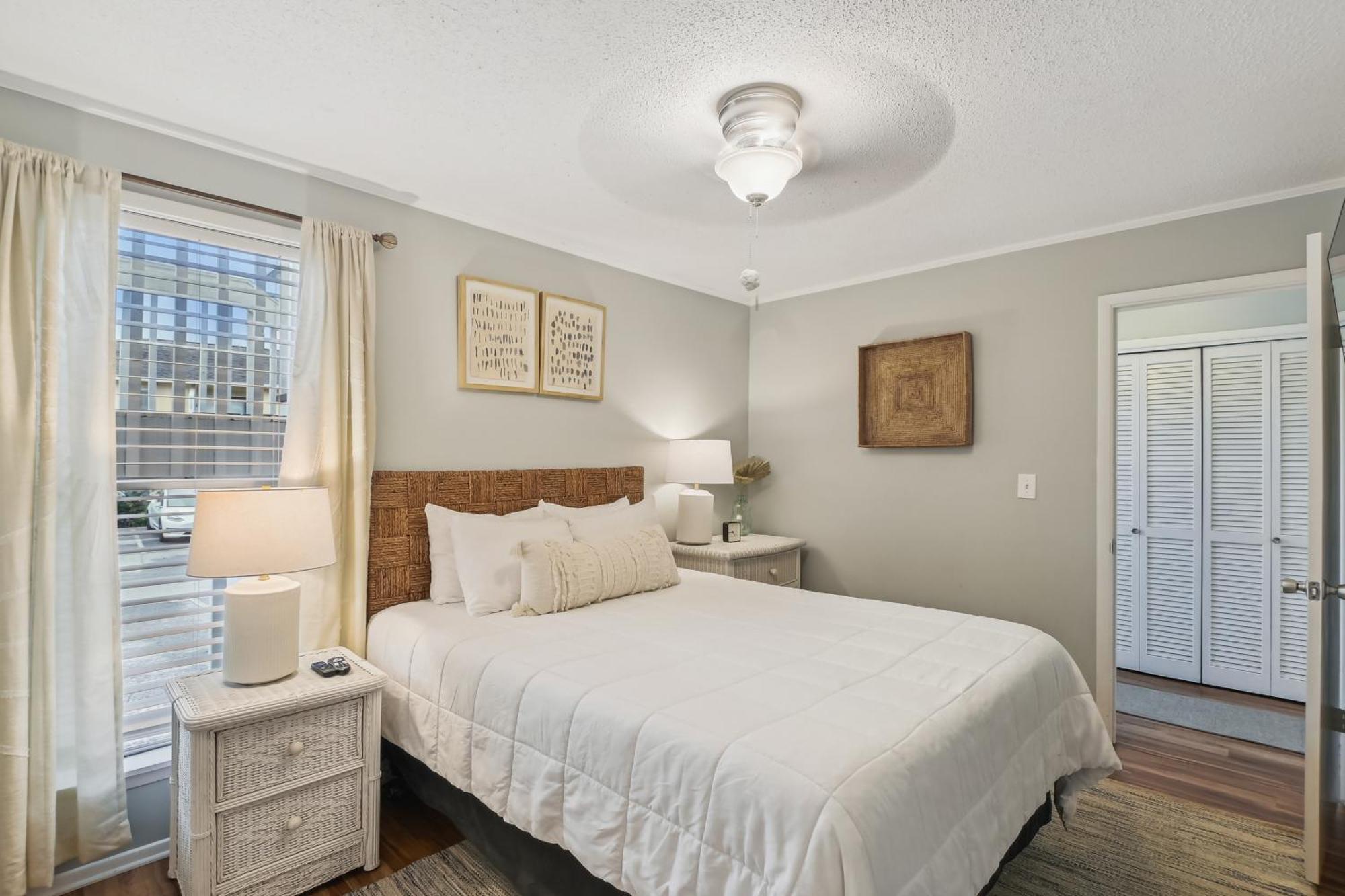Sandpiper Cove 1034- By Isle