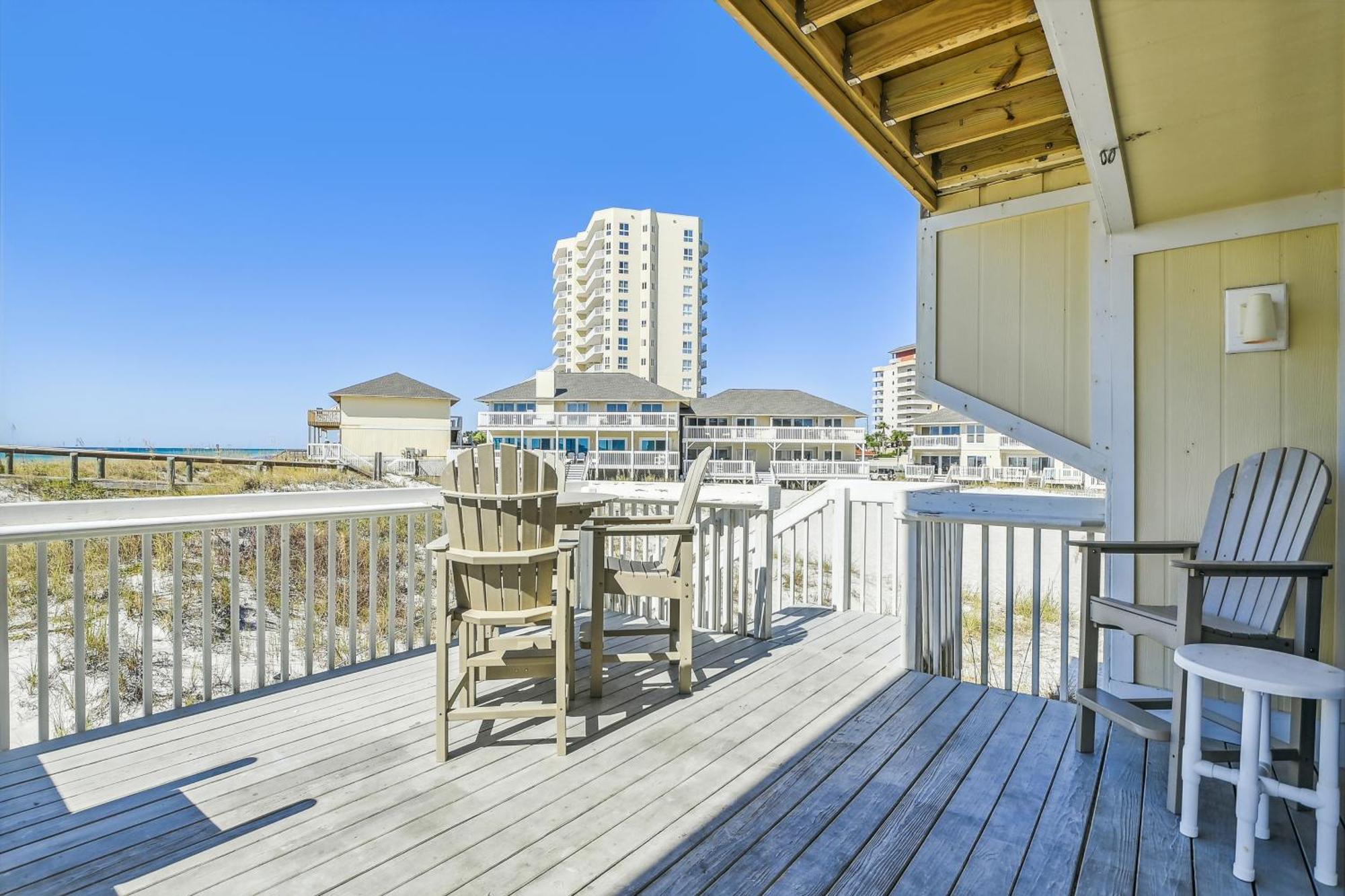 Apartment Sandpiper Cove 1129- By Isle *
