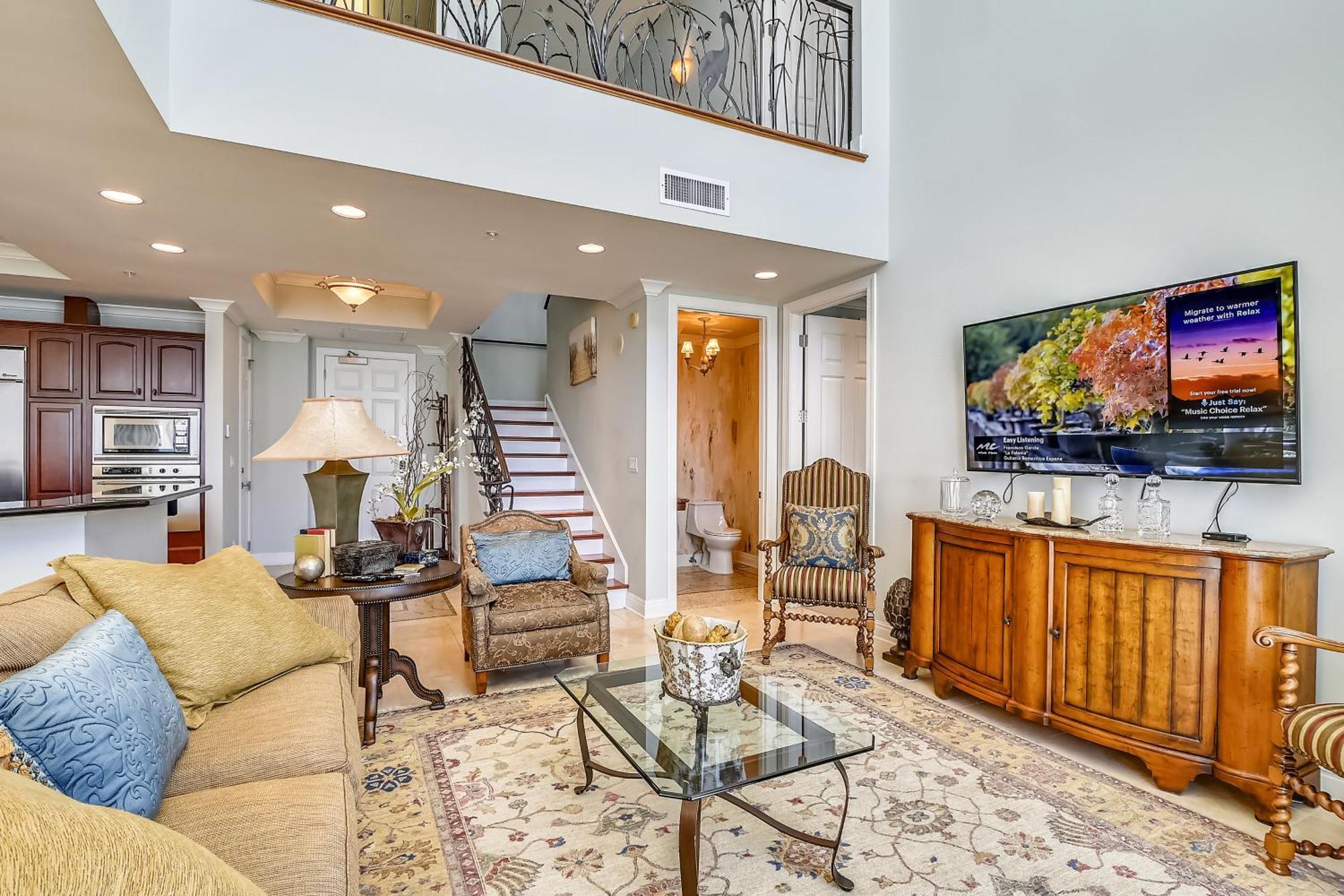 Silver 1905e- By Isle Apartment *